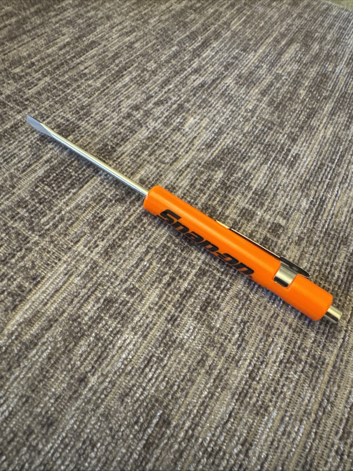 Snap-On Tools Mini Orange Flat Pocket Screwdriver with Clip and Magnetic End New