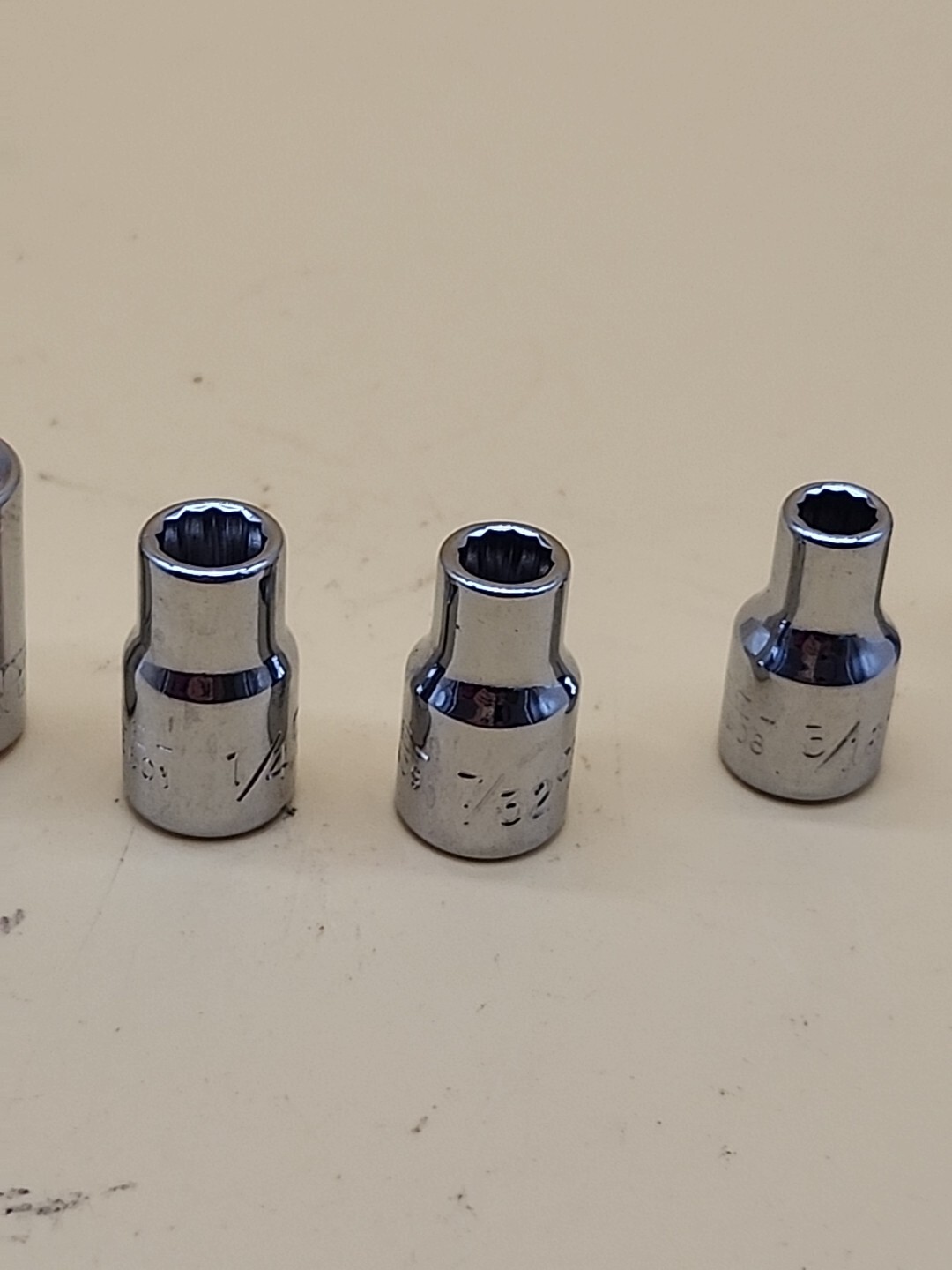 Vintage NEW Craftsman 1/4″ Dr 9 Piece 6 Pt EE Series SAE Socket 3/16-7/16 USA