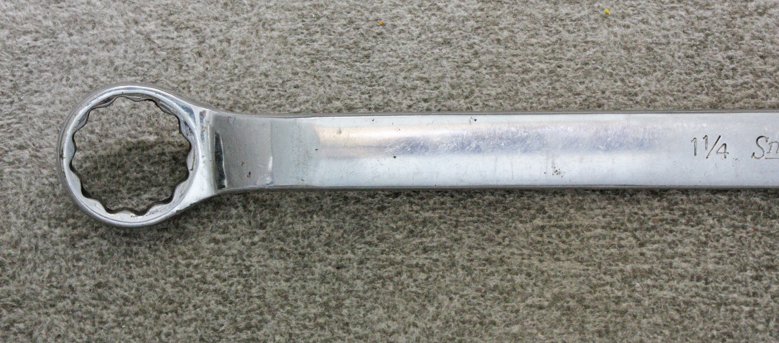 Snap on XB4042 1-1/4″ & 1-5/16″ 10° Offset Box Wrench