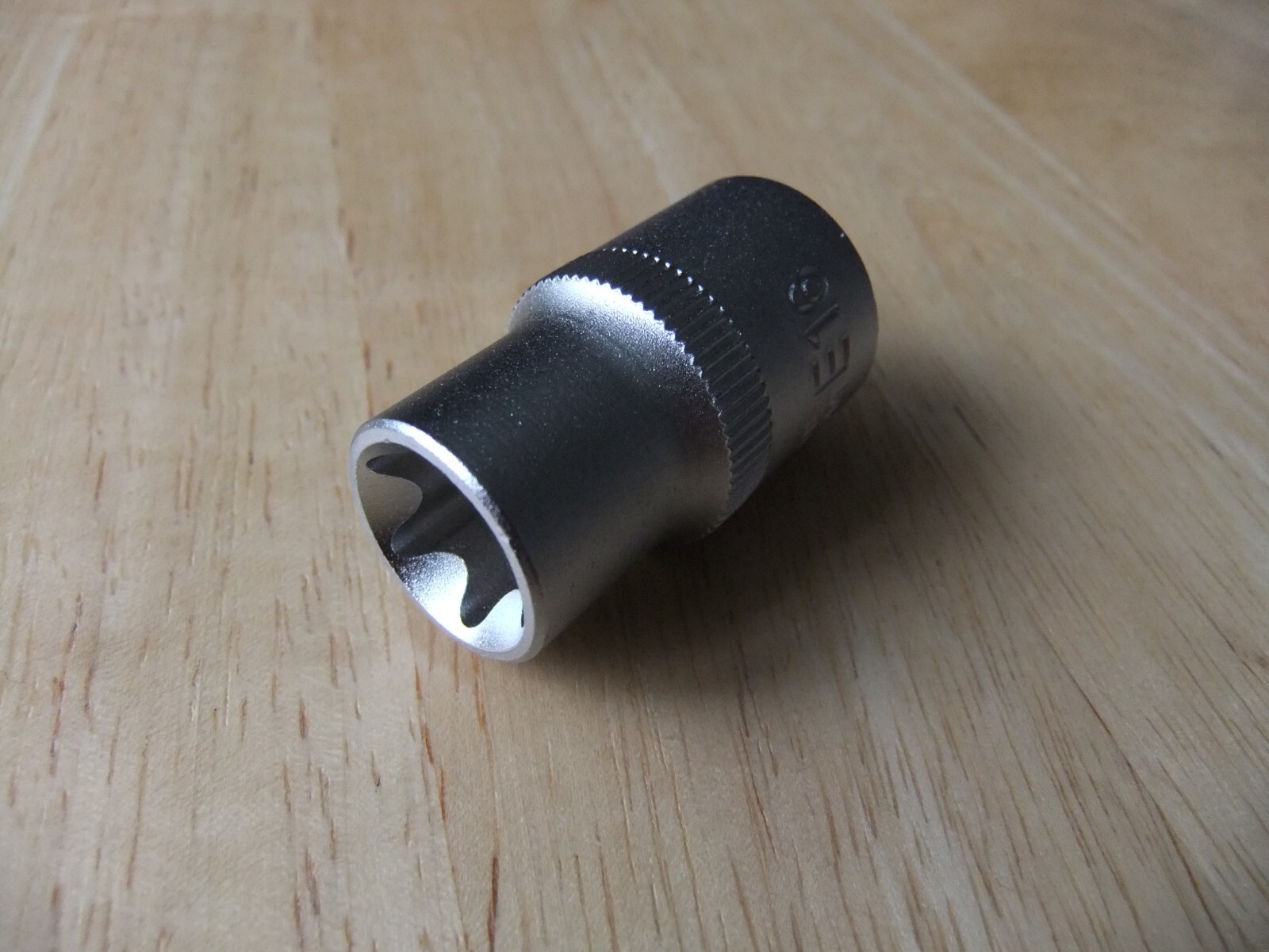 Welzh Werkzeug E16 x 1/2 Drive Chrome Vanadium External Star Socket – 38mm Long