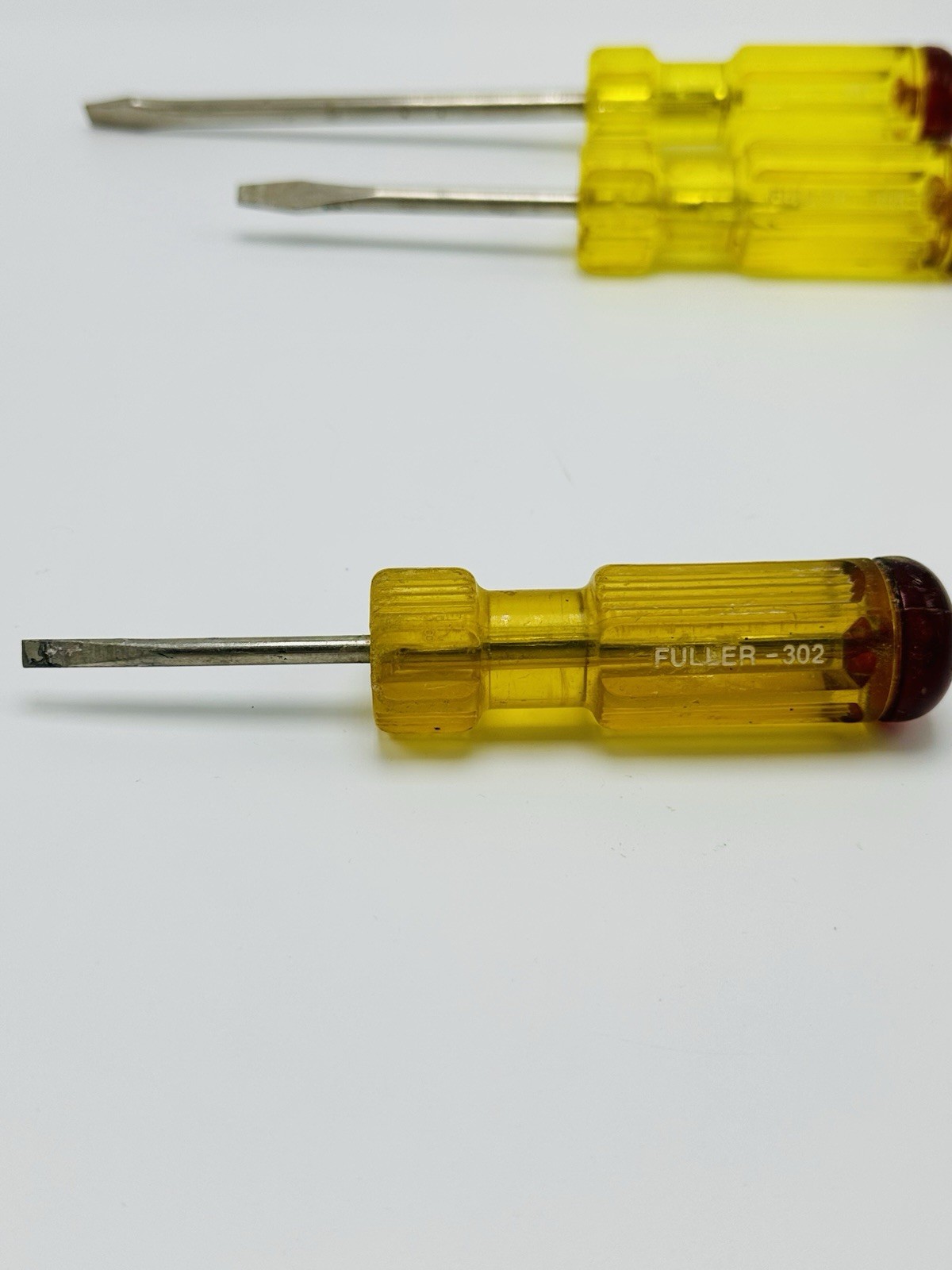 Vintage FULLER Red Top Slotted Screwdriver Lot 302 305 307