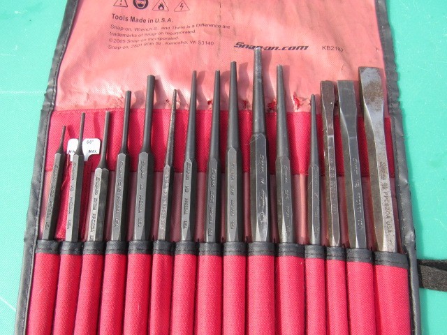 SNAP ON PPCBK715 15 PIECE DRIFT / PIN PUNCH & CHISEL SET W BAG