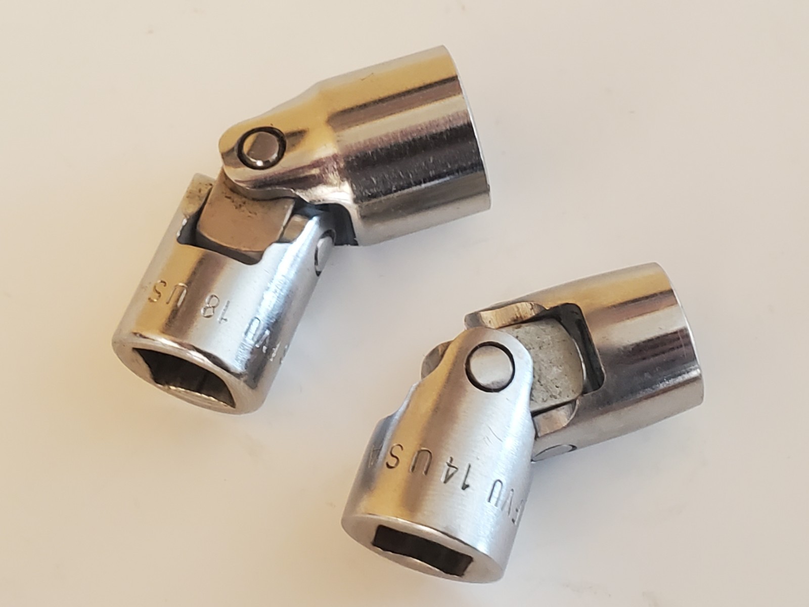 Snap-On 3/8″ Drive FVU 14 – 7/16″ & FVU 18 – 9/16” Swivel Socket 12 Point