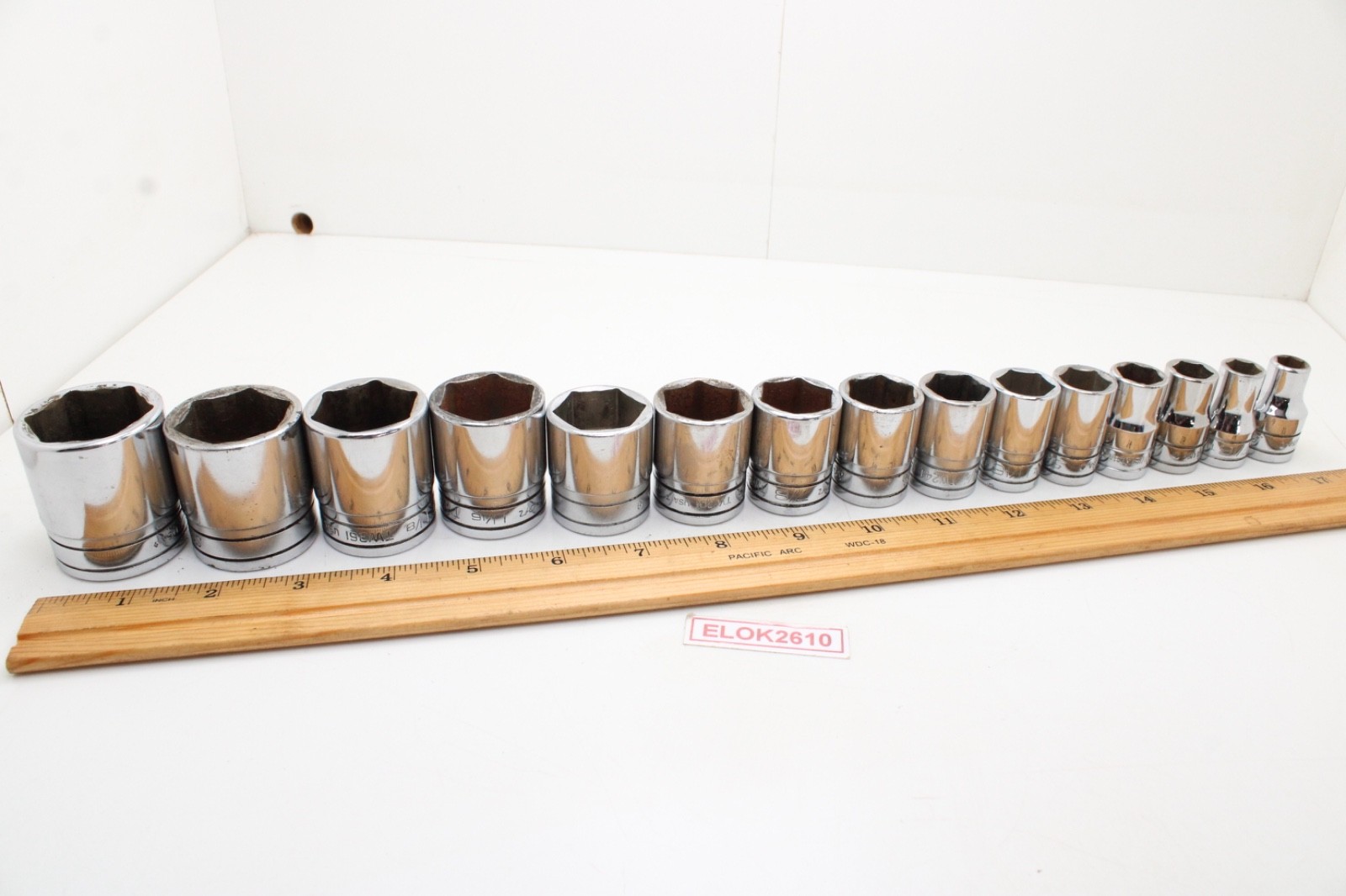 Snap On 315TWYA 3/8″-1-1/4″ 1/2″ Drive 6 Point SAE Chrome Standard Socket Set US