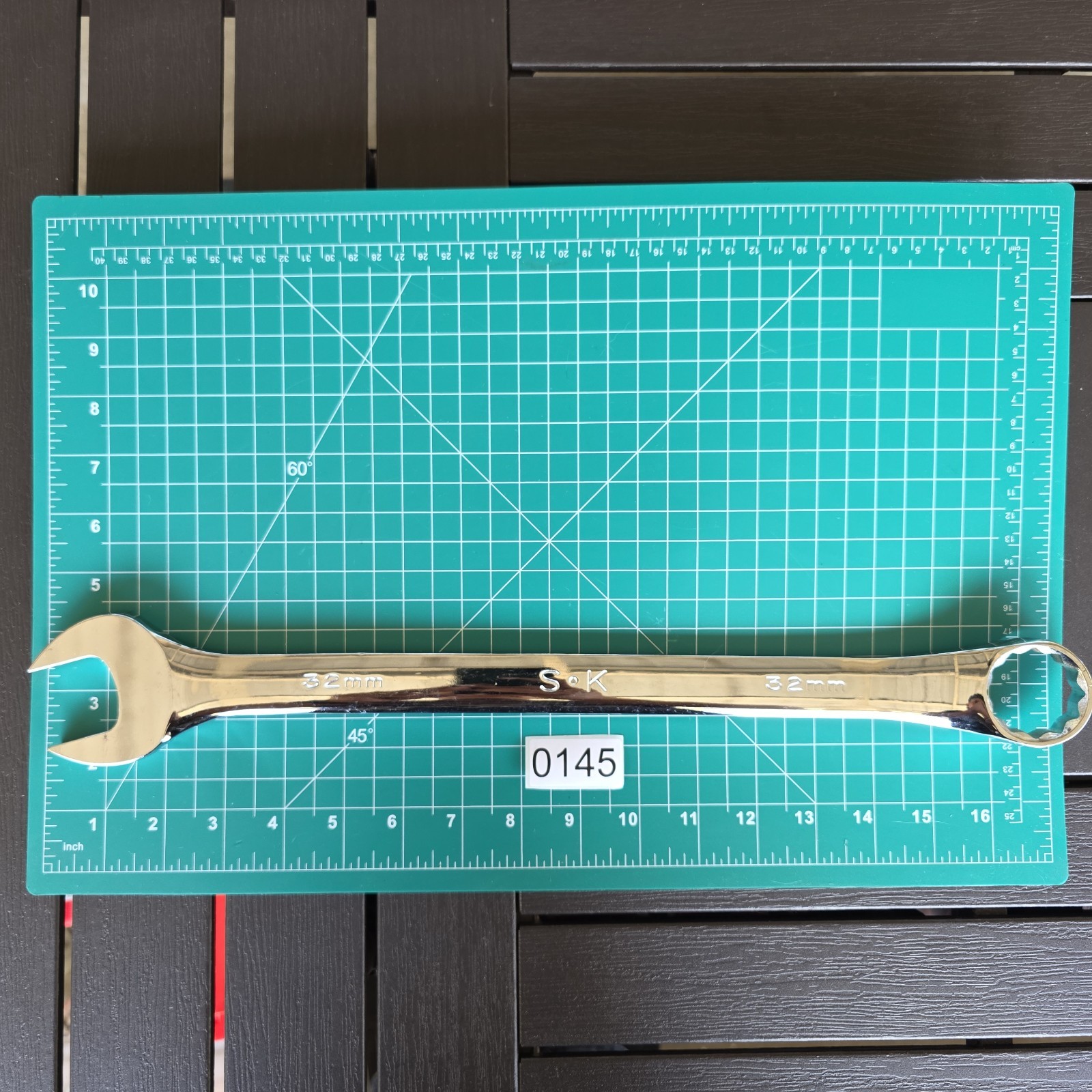 S-K Pro Tools 32mm 12pt Metric Regular Combination Wrench #88332 17-1/2″ L