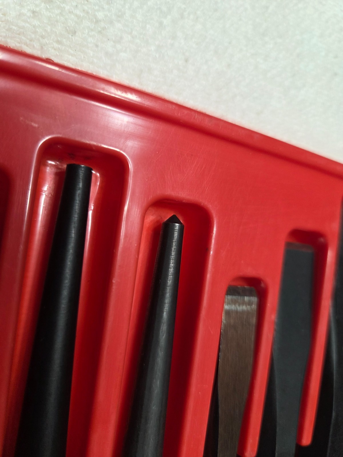 SNAP ON 11 Piece Punch and Chisel Set w/ Plastic Tray. PPC710BK NEW. Missing 1