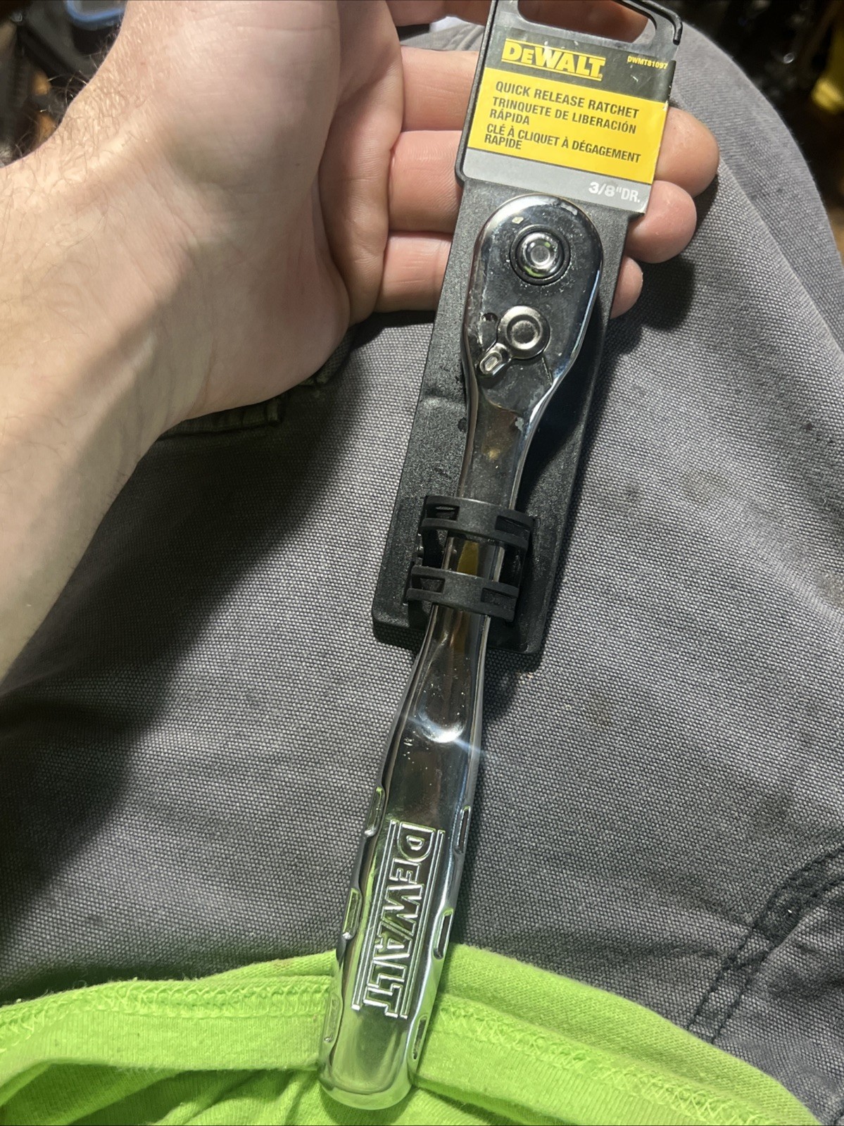 dewalt quick release 3/8 drive ratchet