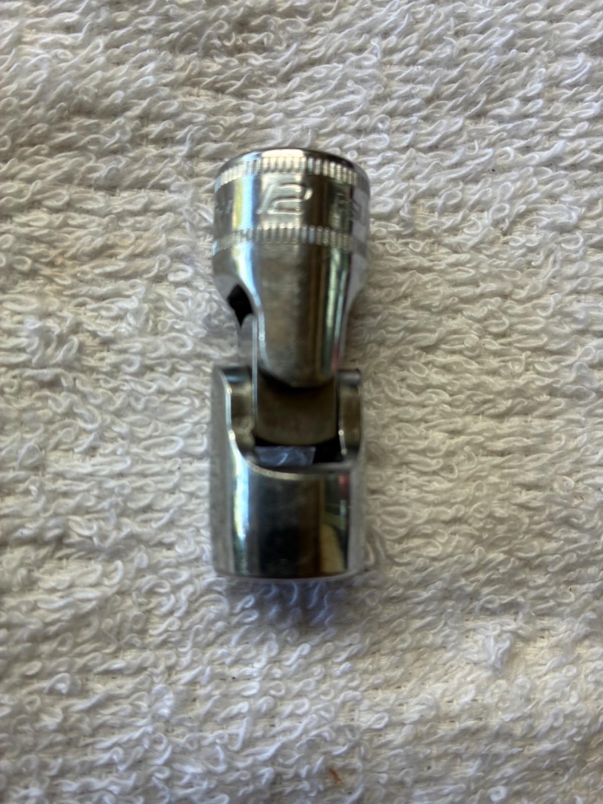Snap On Tools USA 3/8 Drive Metric 12mm Shallow Universal 6pt Flex Socket