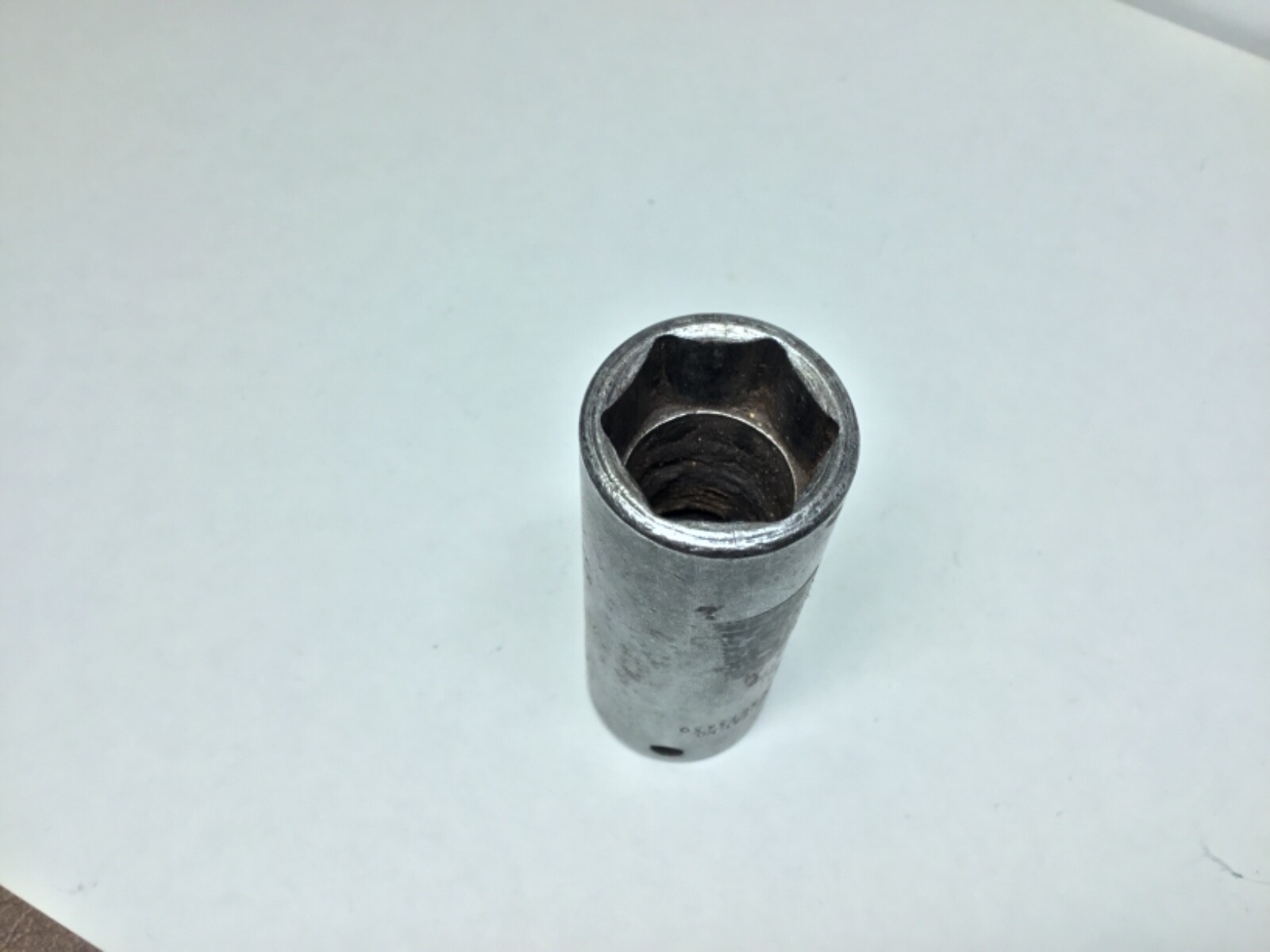 Snap-on Tools USA 3/8″ Drive 11/16″ SAE Deep 6 Point Impact Socket SIMF220 LO-P