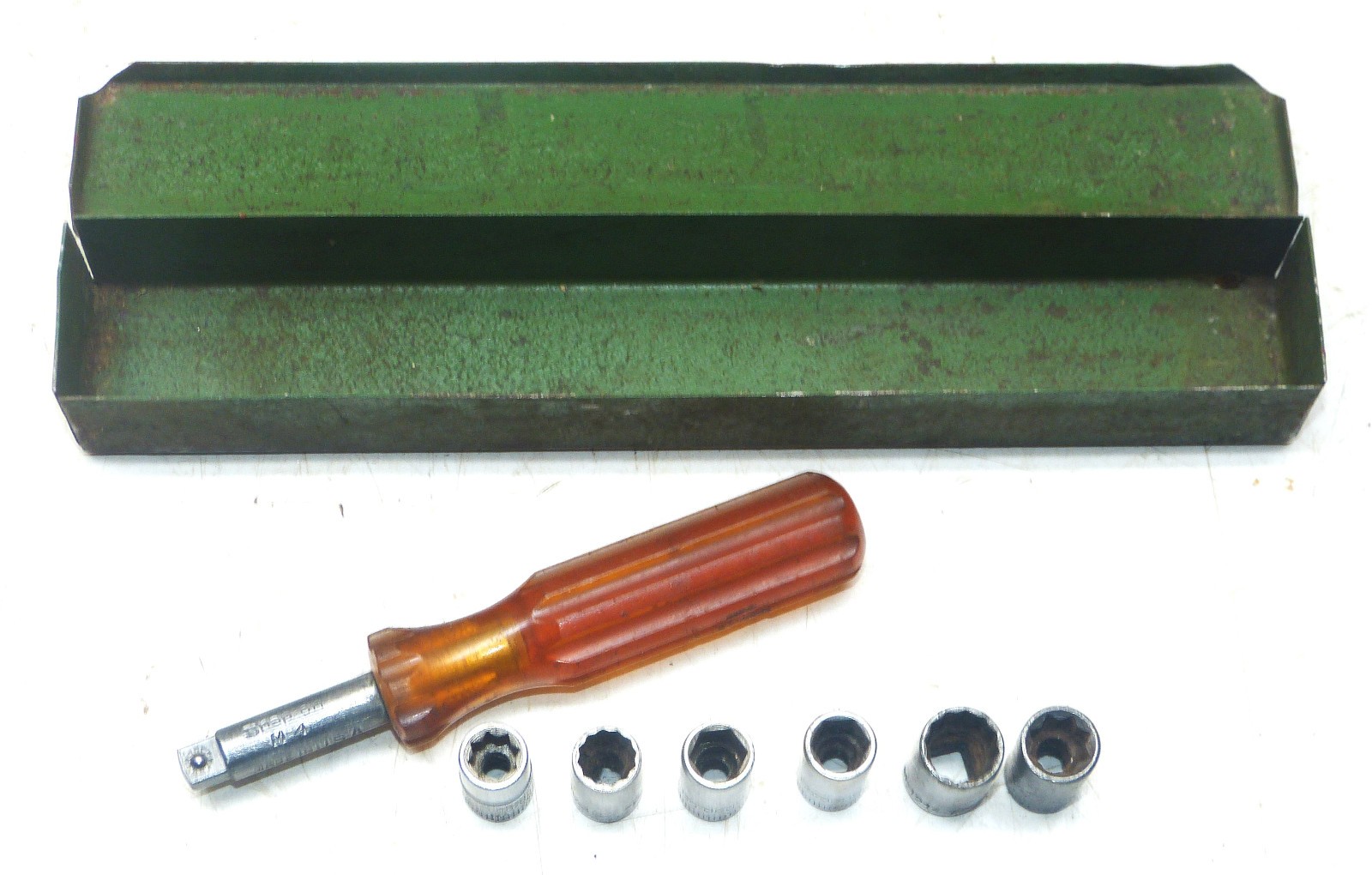 1963 Vintage Snap-On M-4, 9/32” Drive Socket Driver w/ Sockets in Metal Case INV