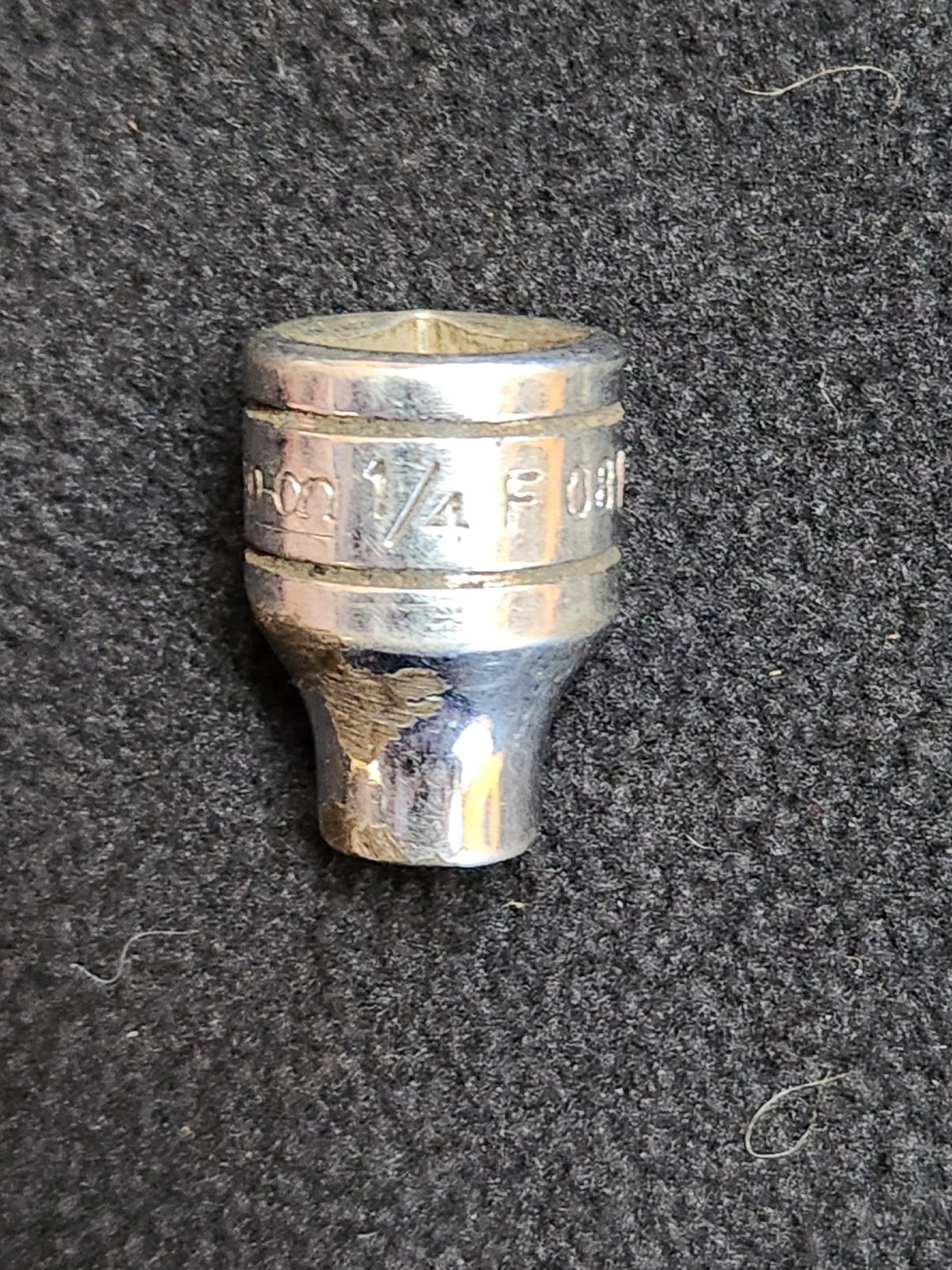Snap-on Tools F081 1/4″ SAE Flank Drive Shallow Socket 3/8″ Drive 12 Pt