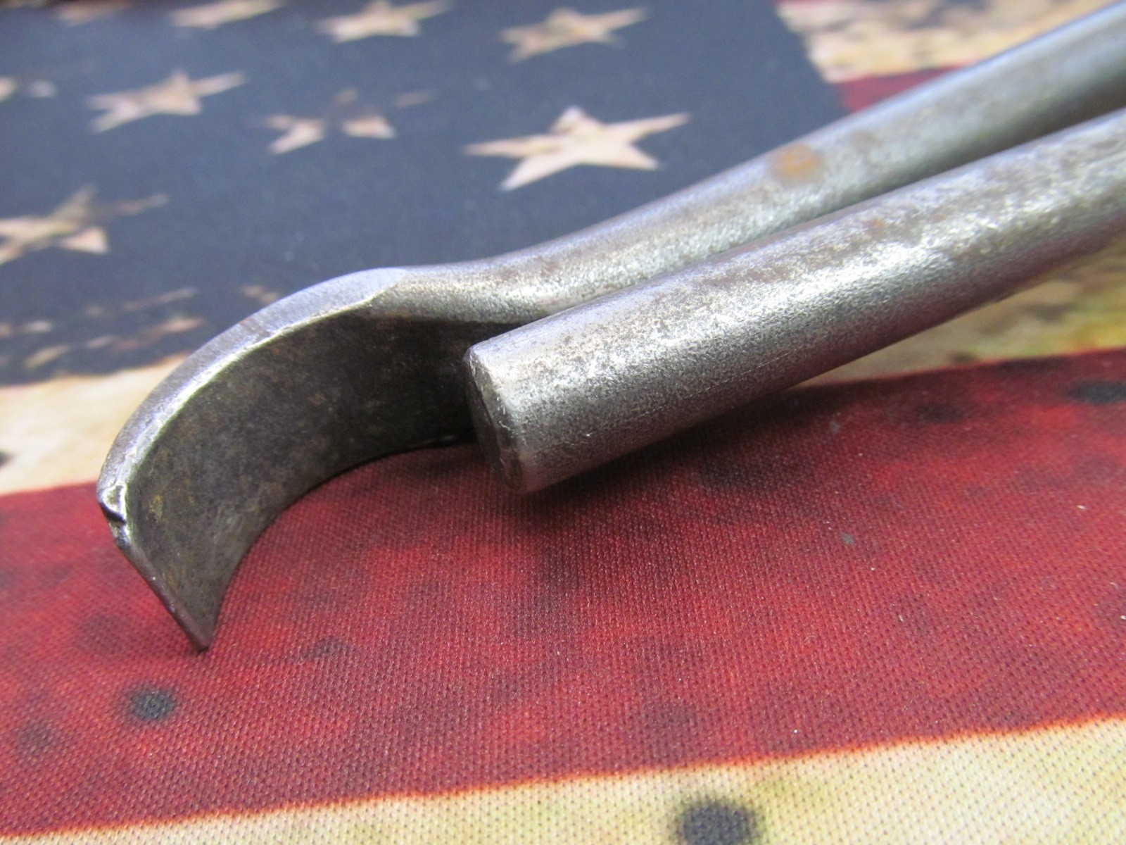 Vintage Chevron A-107 Wheel Weight Tool – Unique & Rare – Nice Used Condition
