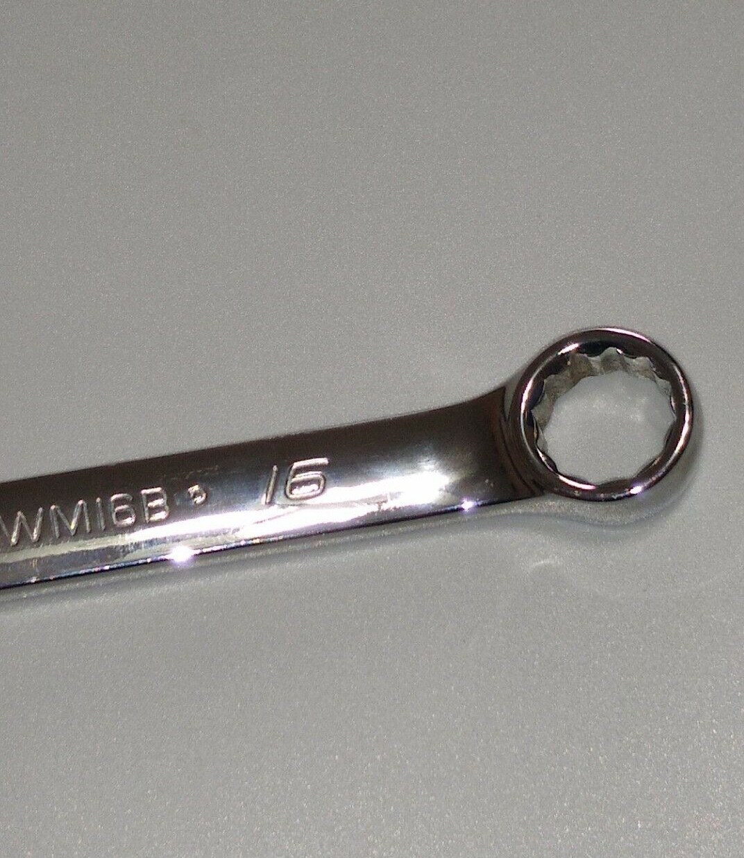 Blue Point BLPCWM16B, 16MM. Combination Wrench, 9.1″ Long, 12 Pt. *GLOSS FINISH*