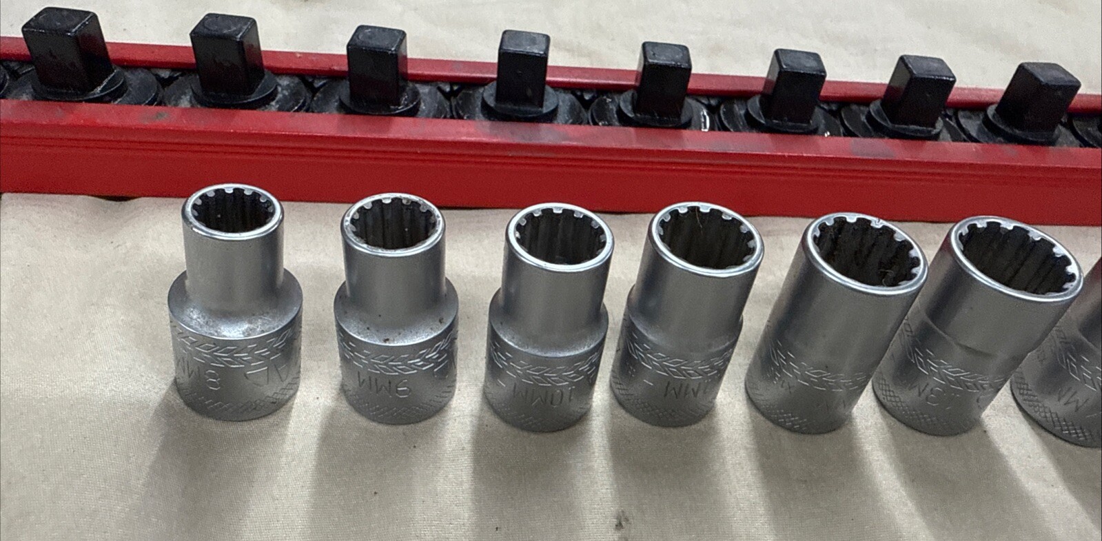MAC Tools SPLINE Hex Metric 8mm-19mm 3/8″ DR Set Lot Socket Shallow Spherical