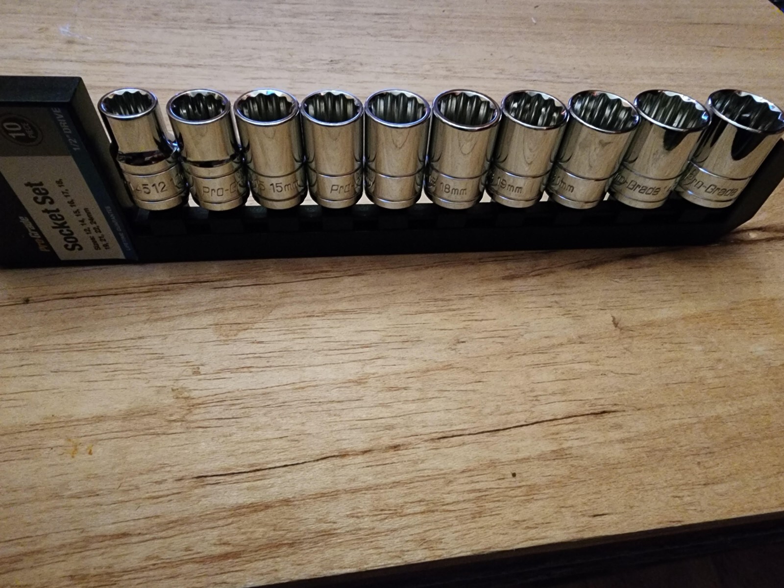 Prograde 19405 1/2″ Drive Metric Socket Set with Rail, 10-Piece