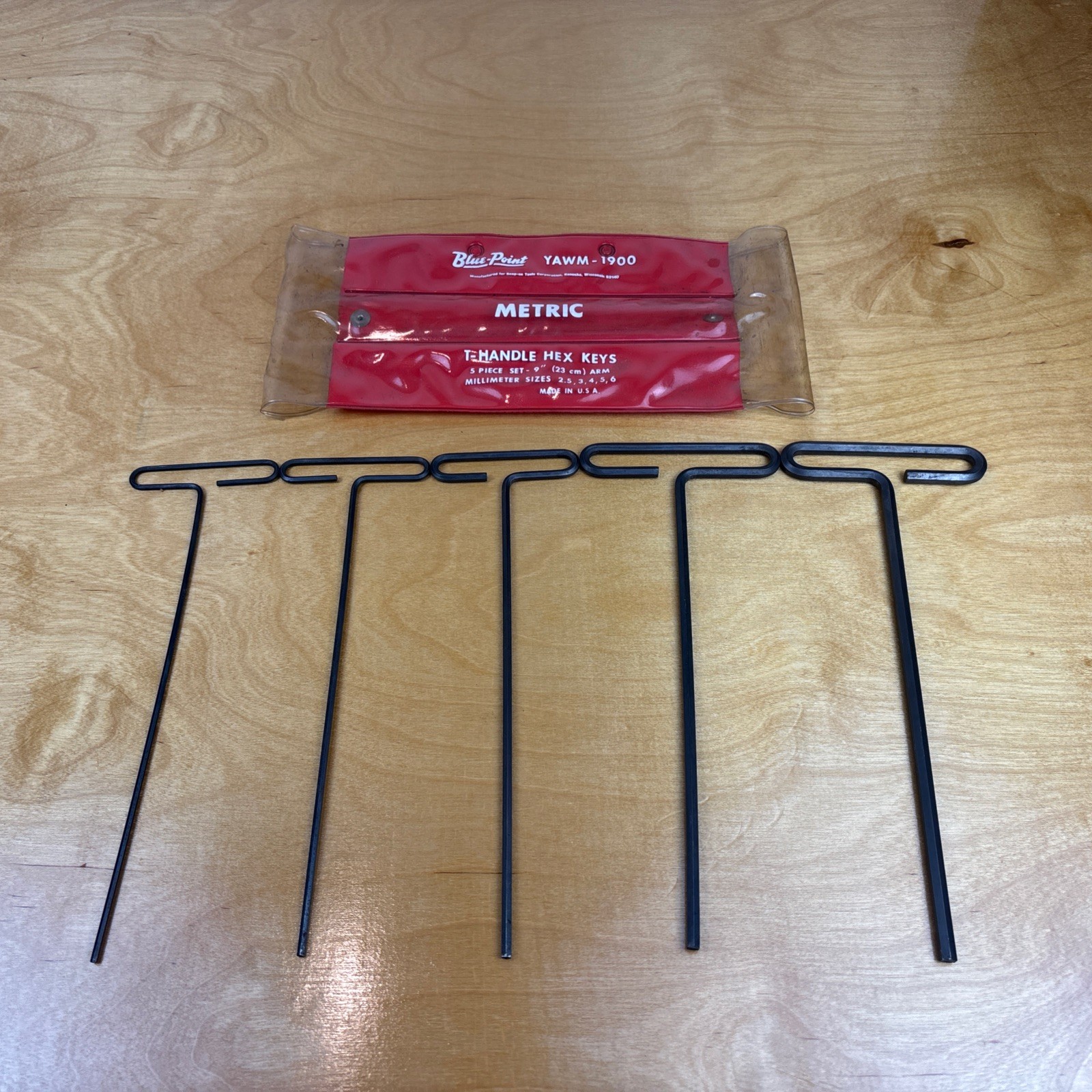 Blue Point Vintage 8PC 2.5-6mm Metric T-Handle Hex Keys With Case YAWM-1900