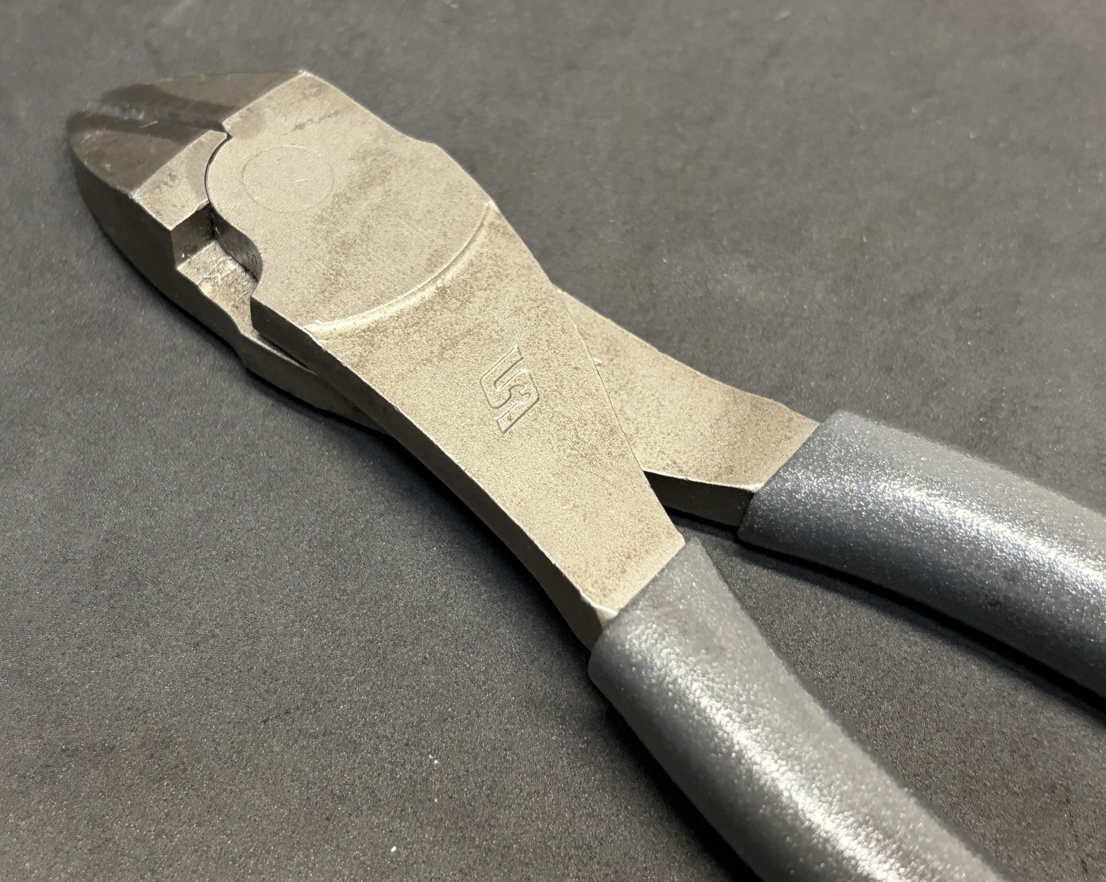 Snap On METALLIC GREY Talon Grip 8” High Leverage Diagonal Side Cutters 388ACF