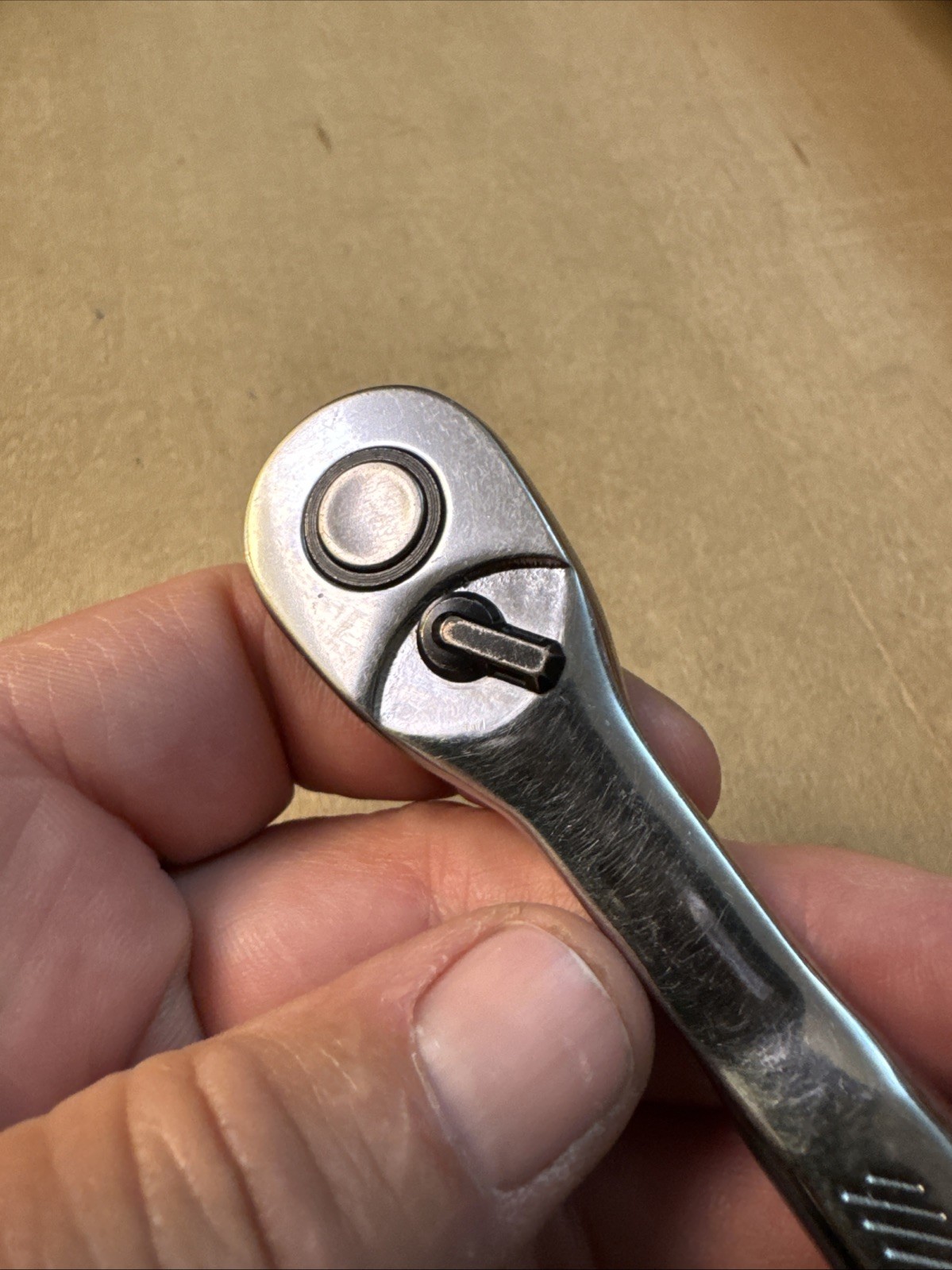 Craftsman 1/4″ 72 Tooth Ratchet – Quick Release – Polished Chrome CMMT81747