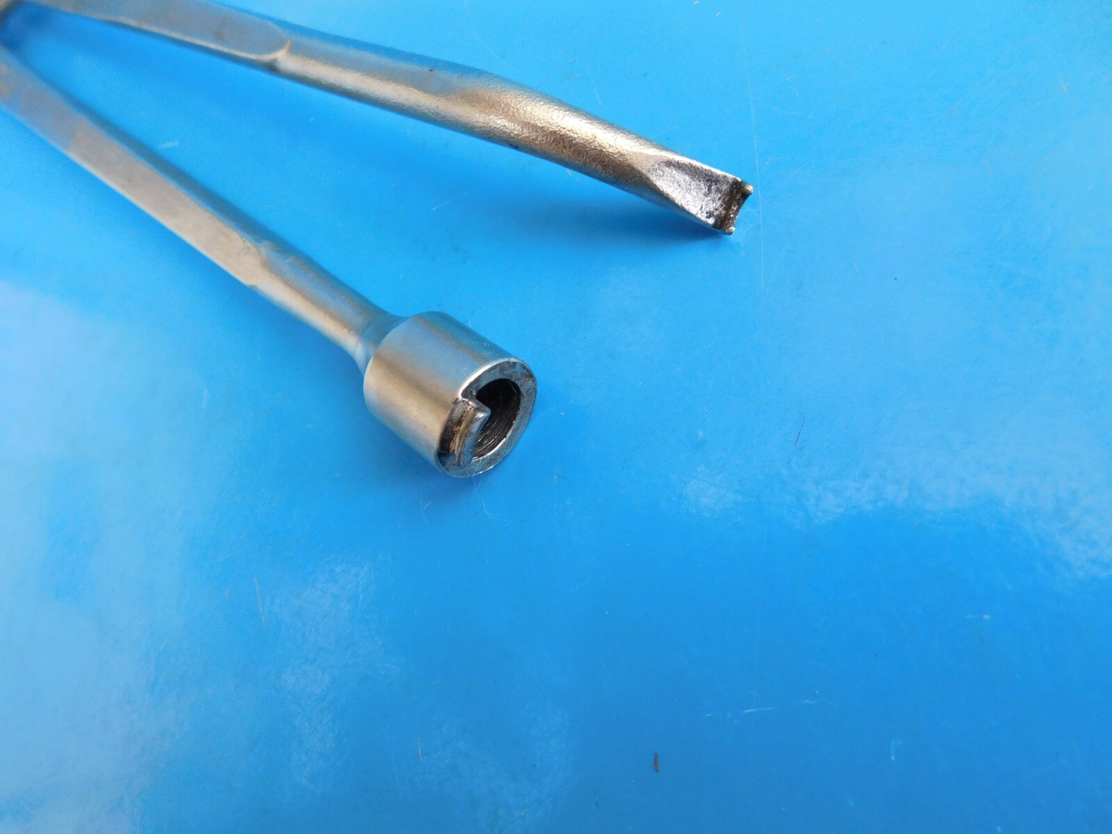 USED,SNAP ON TOOLS BRAKE SPRING PLIERS , PART#131A