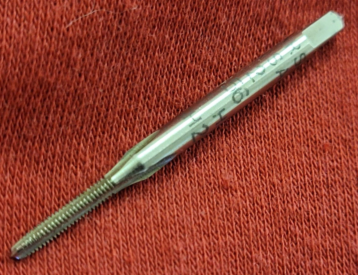 2-56 Plug Tap NF HSS MT3733708 Morse 4 FL USA 2/56
