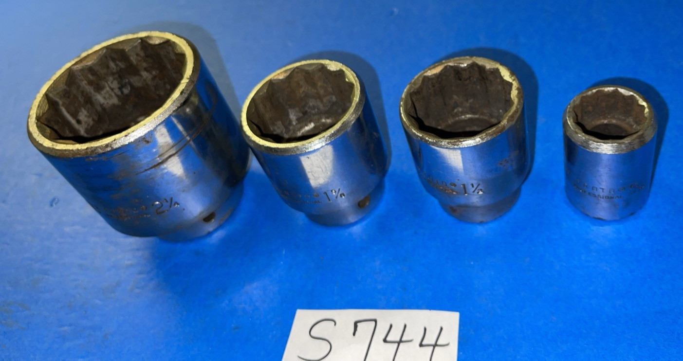 PROTO TOOLS 4 PIECE 3/4 DRIVE SAE. CHROME SOCKETS 15/16, 1-1/2, 1-5/8, 2-1/4