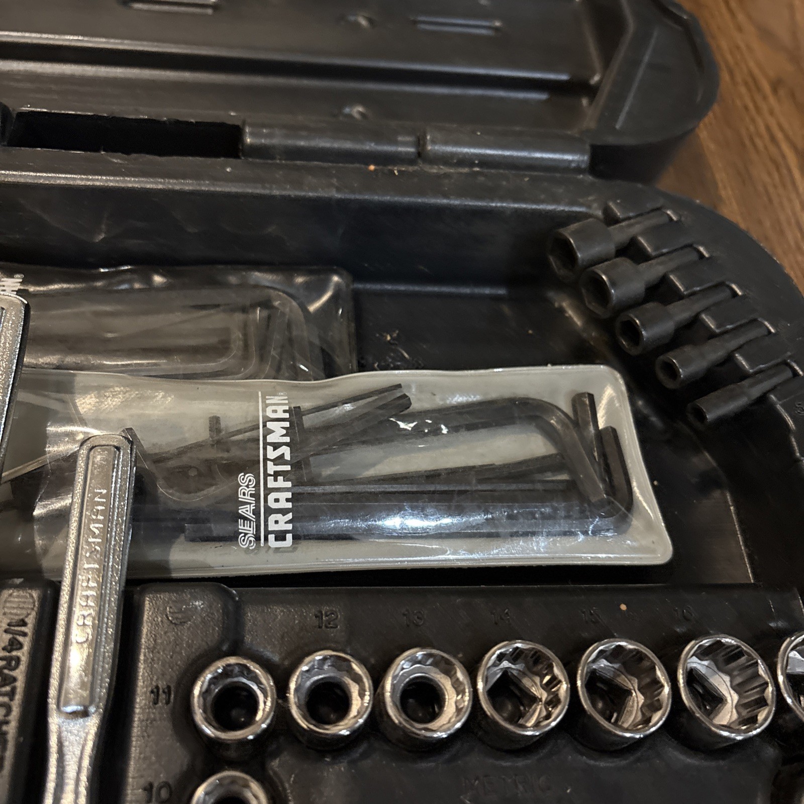 VTG CRAFTSMAN 9-34102 102-PC MECHANICS TOOL RATCHET / SOCKET SET MADE IN USA