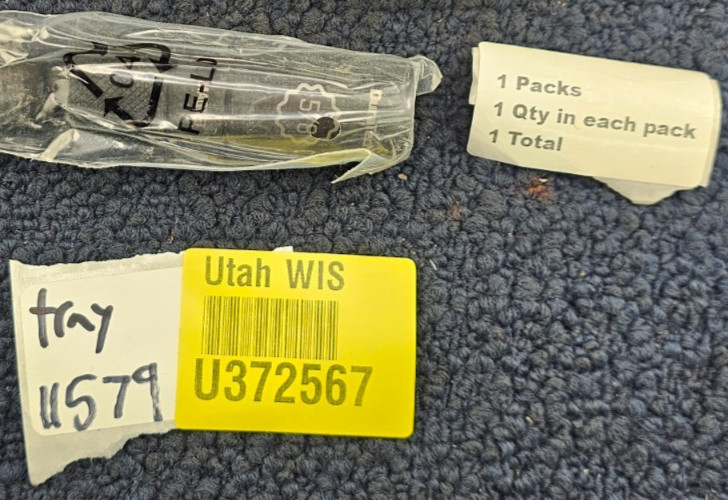 DuraTech DT401276AE: 5/8″ Magnetic Swivel Spark Plug Socket 3/8″ Dr x 4″ 12 Pt