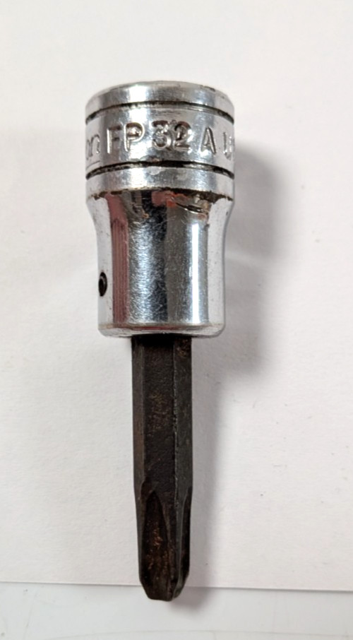 Snap-On FP32A 3/8″ drive #3 phillips socket long bit 1-1/4″ long