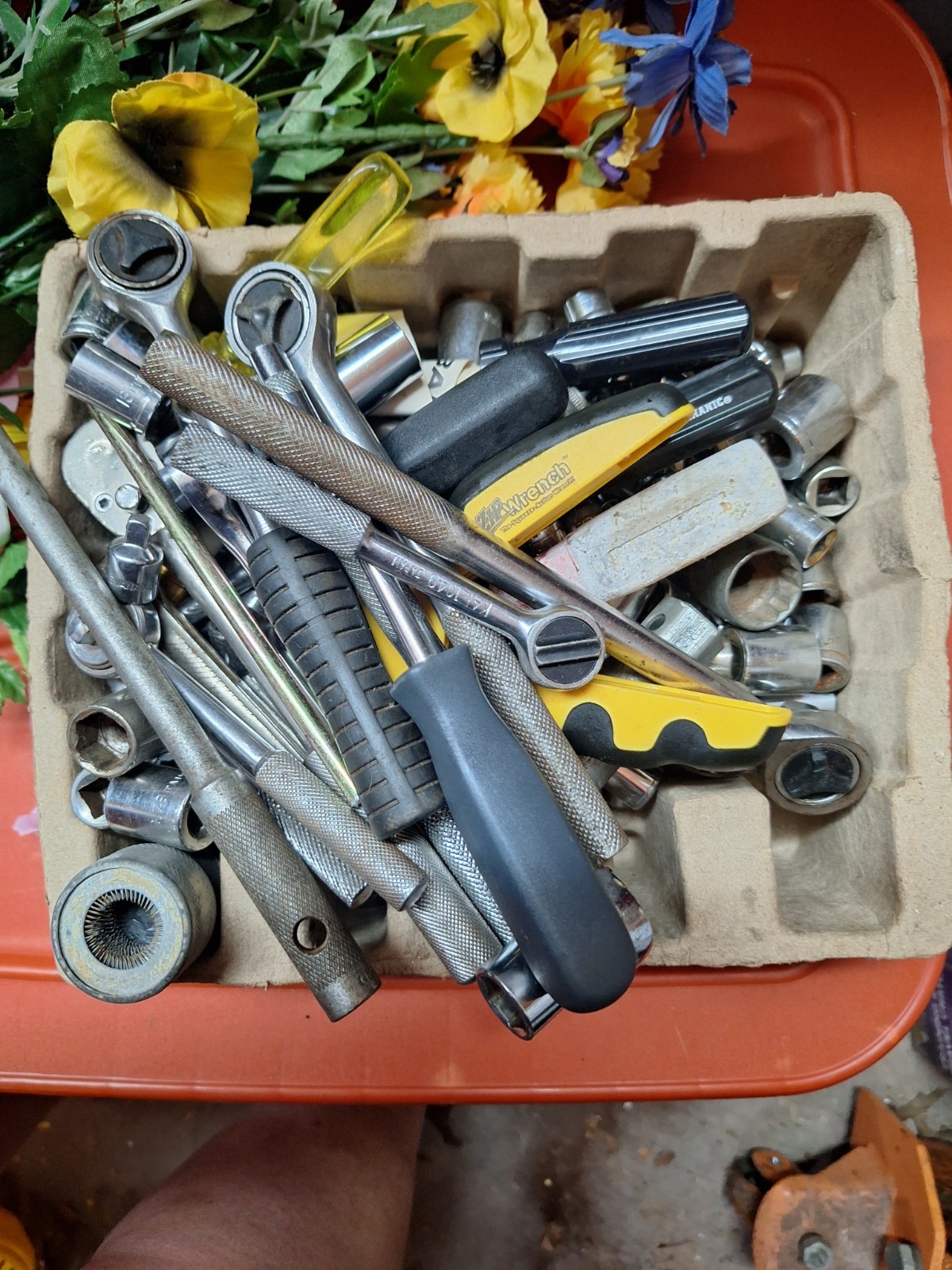 35 Lbs Mostly Sockets & Socket Wrenches Mixed Sizes And Brands