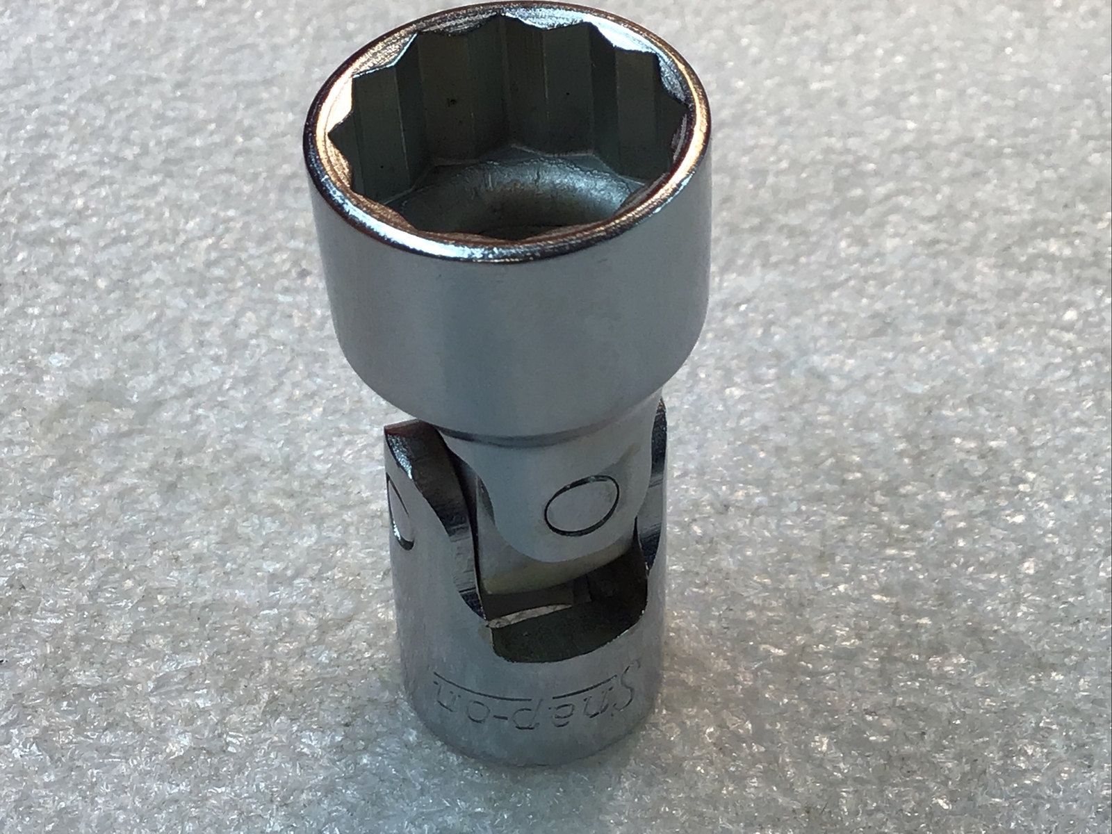 Snap On-#FVU22-11/16”,Chrome, 12Pt., 3/8” Dr., Wobble Socket, Underline Logo-NOS