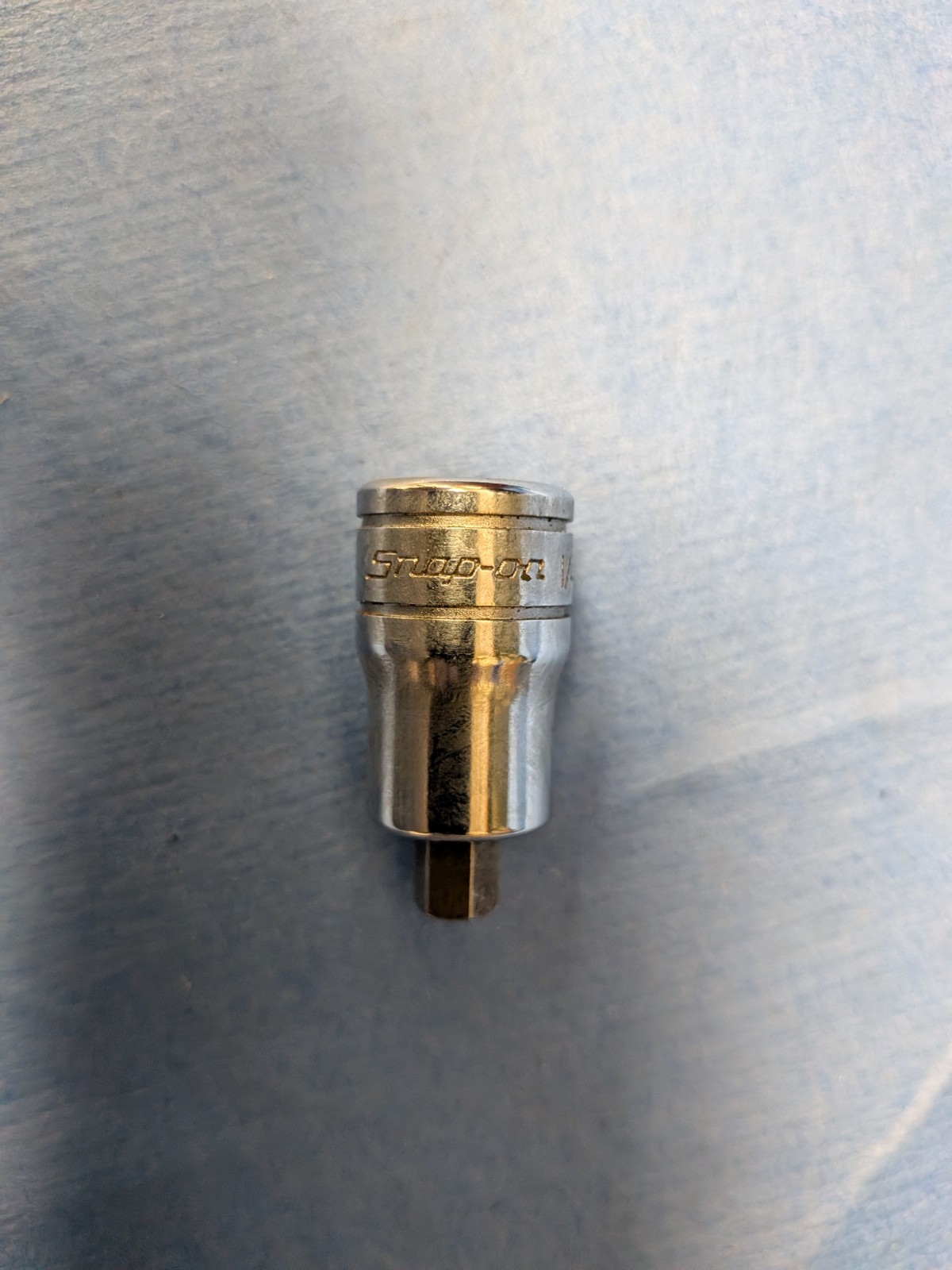 Snap-on Tools USA 3/8″ Drive 1/4″ Stubby Hex Bit Driver Socket FAXS8E, Pre-owned