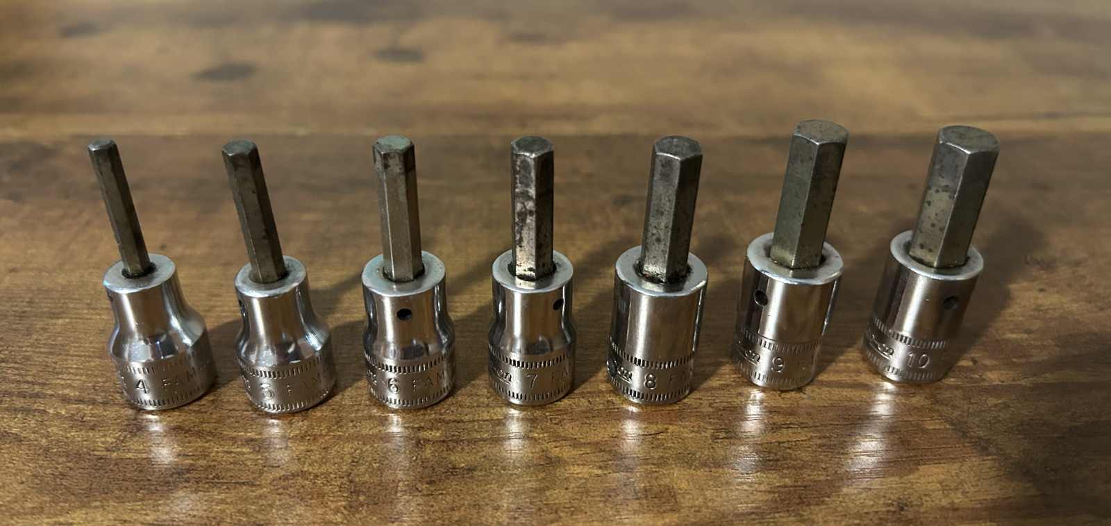 Snap-on 10 pc Combination Drive Metric Standard Hex Bit Socket Set (2-10 mm)