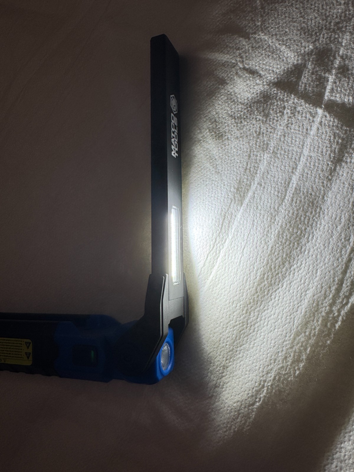 Matco Tools Cordless Folding Work Light MWLAB – Blue