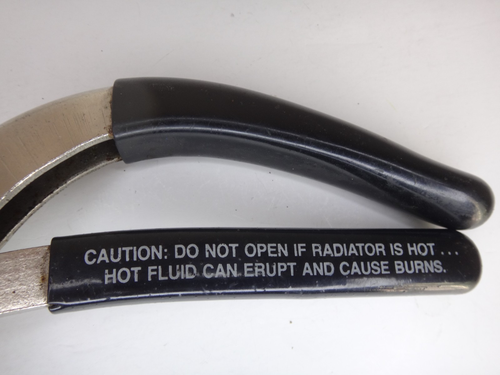 SNAP-ON Tools Blue-Point Radiator Cap Coolant Reservoir Removal Pliers YA2090