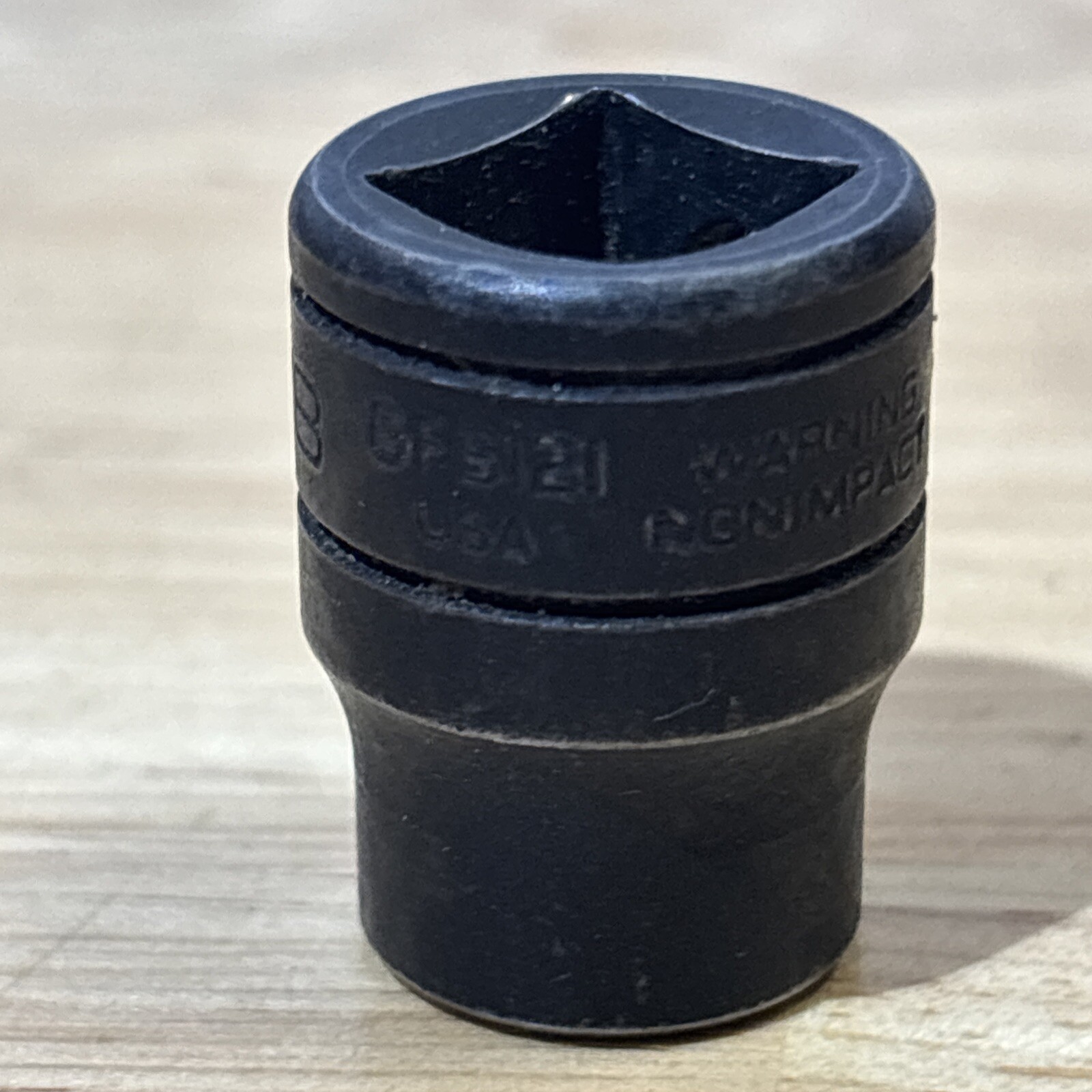 Snap On 3/8″ Shallow Industrial Socket 3/8″ Drive 6 Point Non Impact GFS121