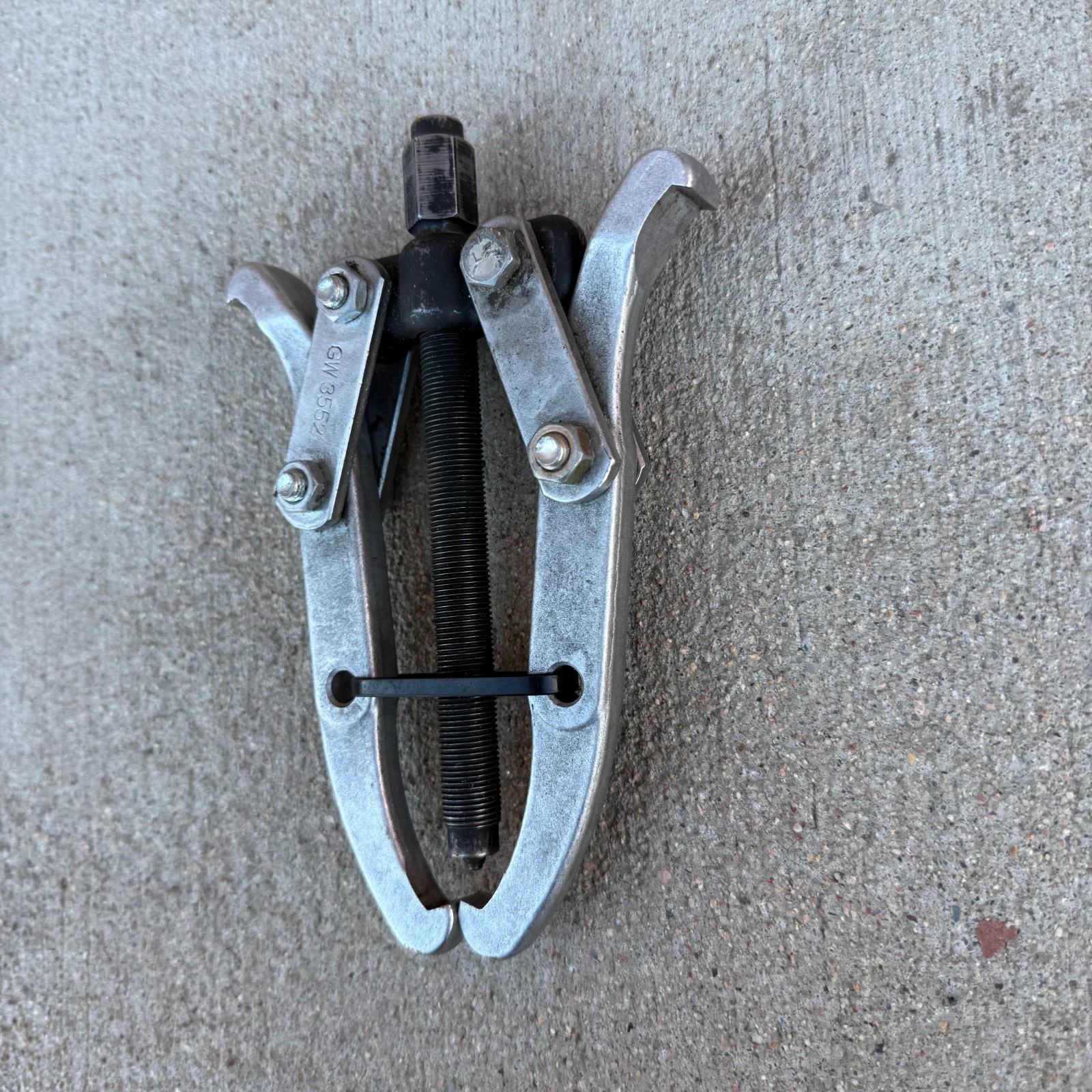 3” 3-Jaw Gear Puller Bearing Pulley Remover Heavy Duty Forged Steel