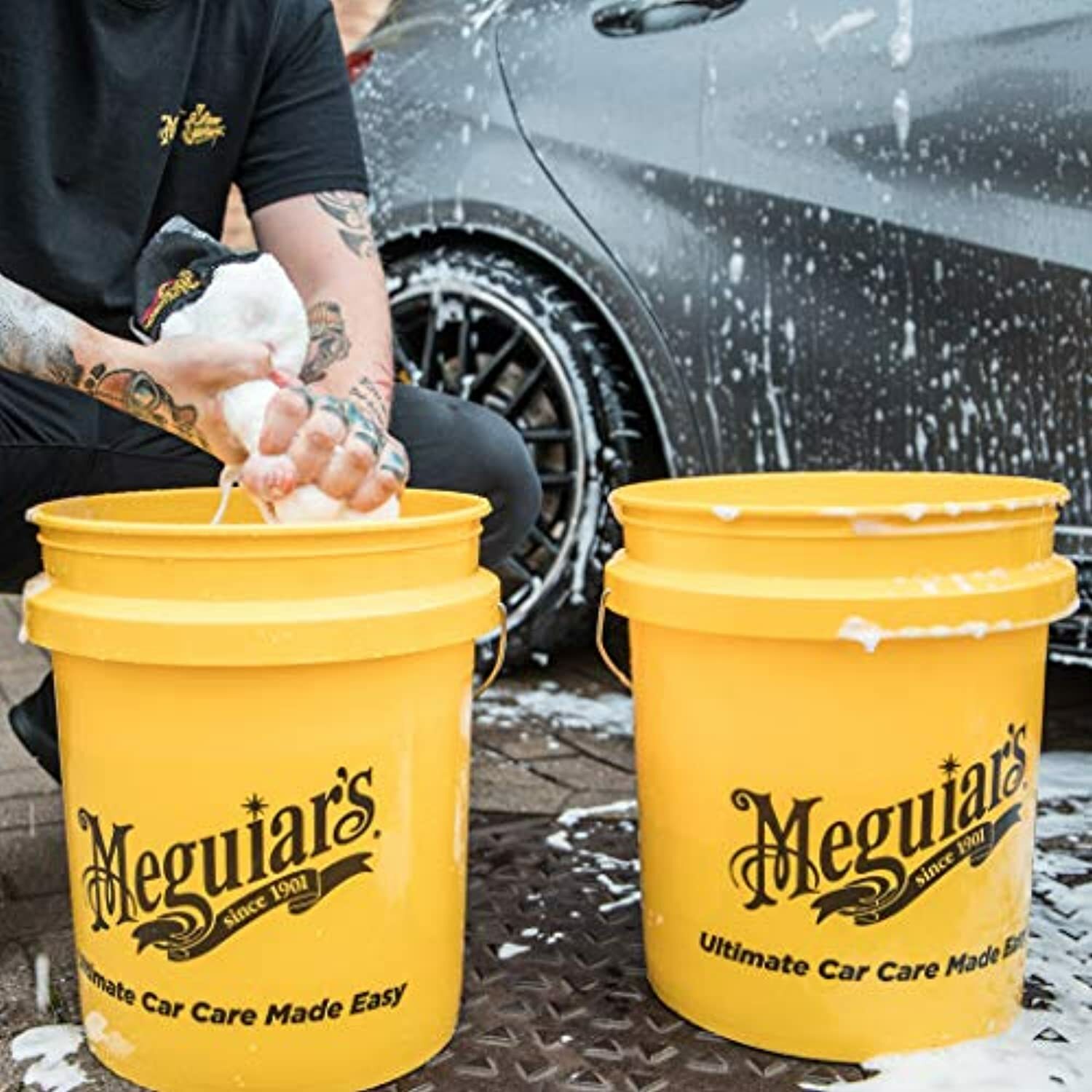 Meguiar’s X3002 Microfiber Wash Mitt – Super-Thick Reusable Wash Mitt for