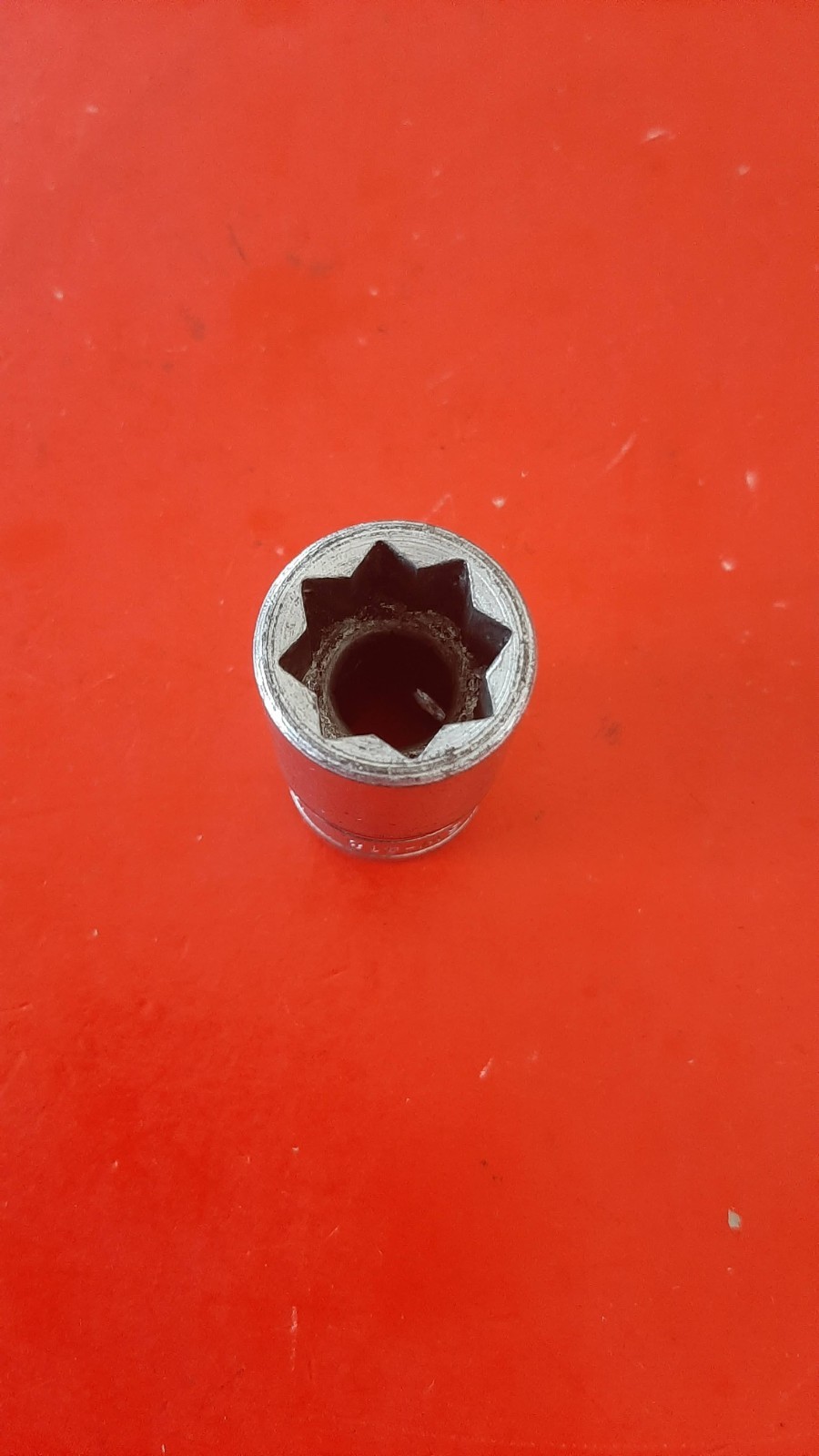 Snap-on Tools USA SW418 1/2″ Drive 8-Point 9/16″ Double Square Chrome Socket