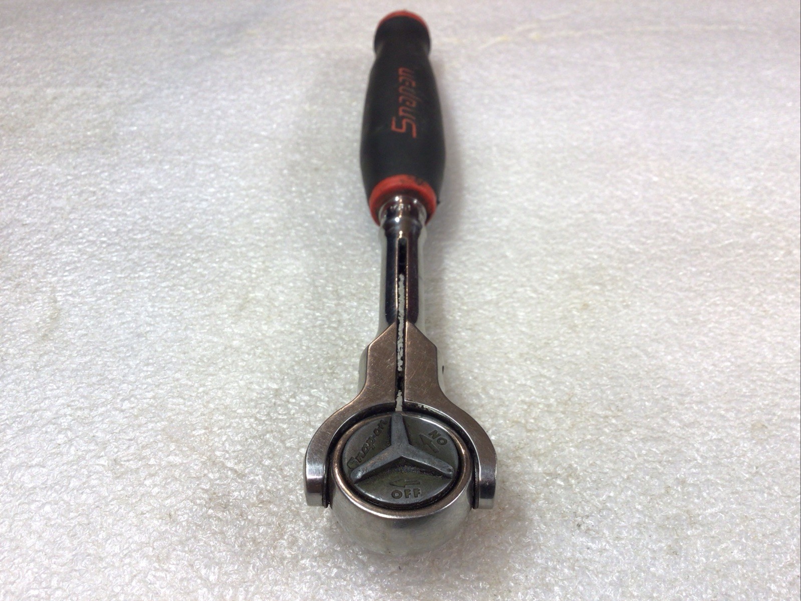 Snap-On TH737 -1/4″Dr., Round Swivel Head, Red Soft Grip Handle Ratchet-USA-NICE