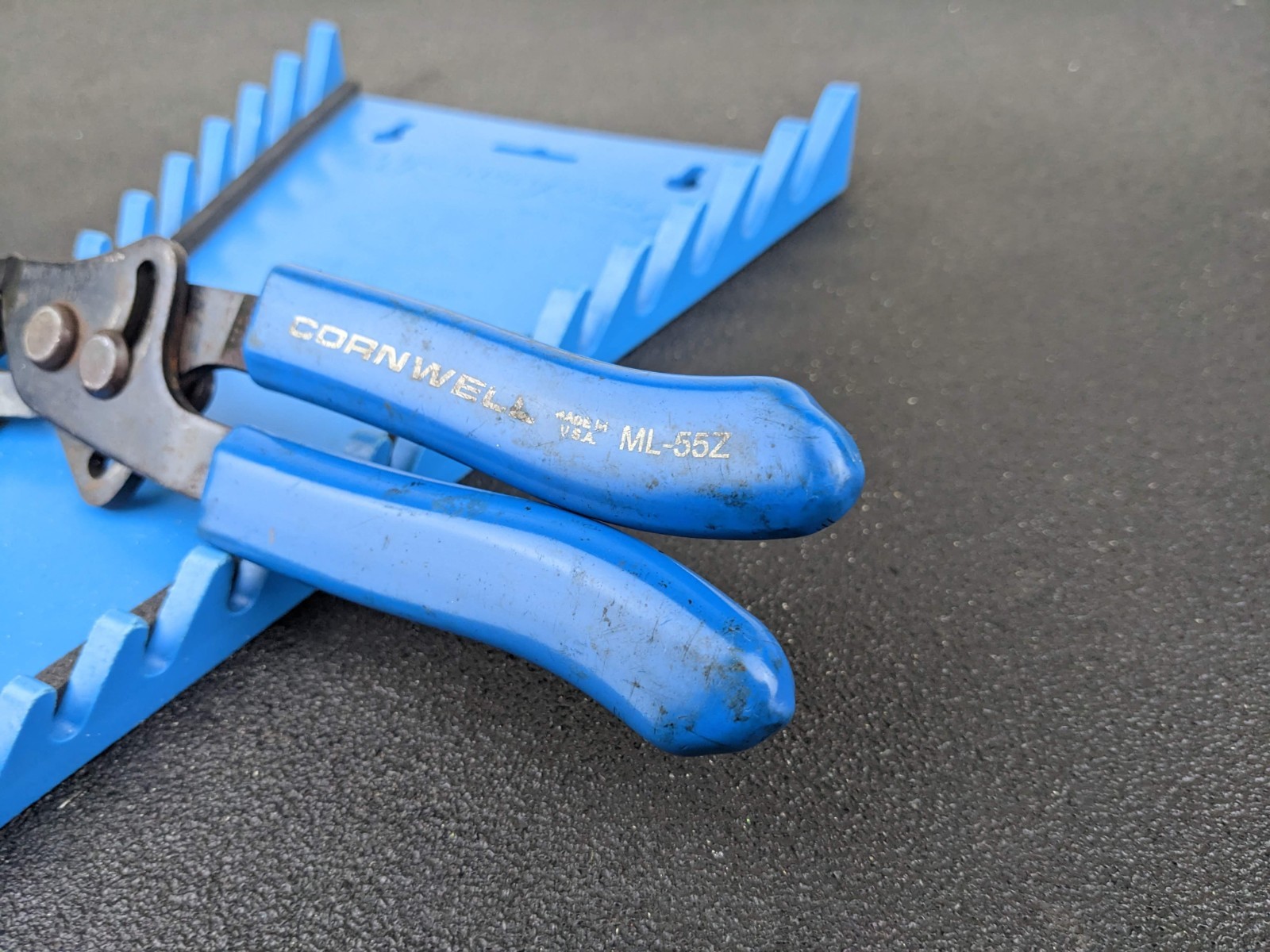 #bn826 Cornwell Tools 9″ Hose Pinch-Off Pliers Model ML-55Z Made In USA