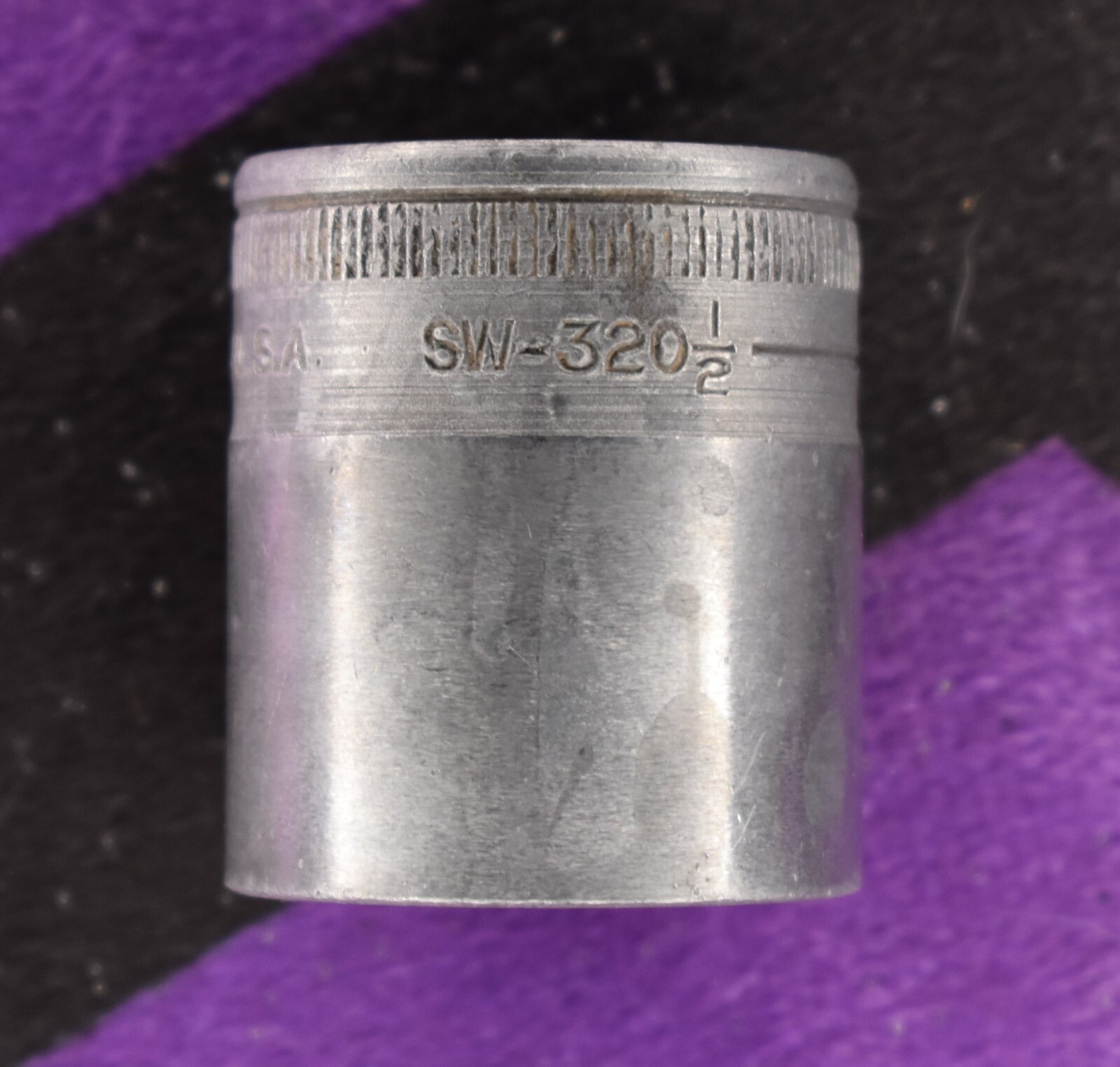 Snap-on SW-320 1/2 1in 1/2″ Drive 12-Point Socket USA Vintage
