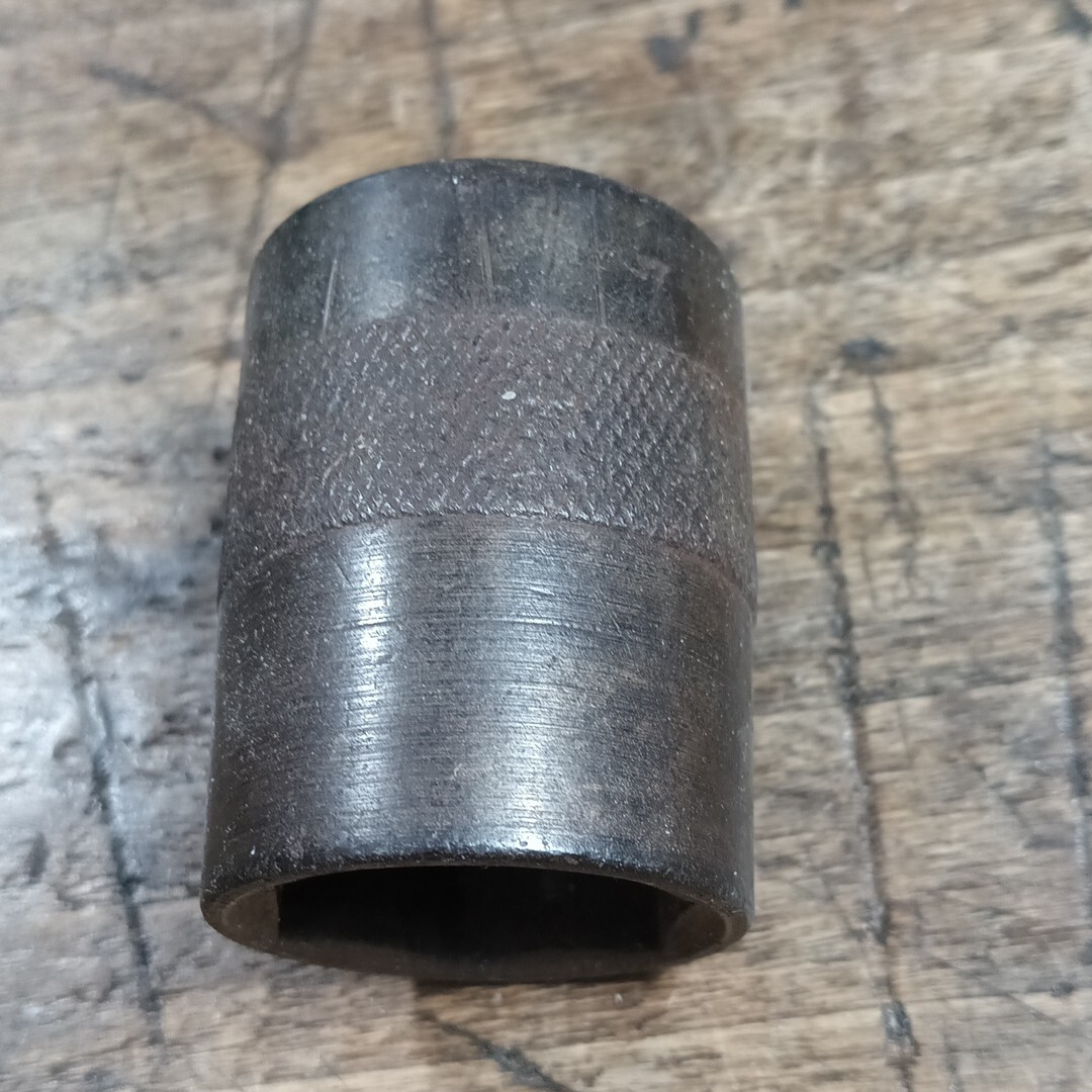 Snap on Tools USA 5/8″ Drive 6pt SAE 1-1/16” Socket 1930’s
