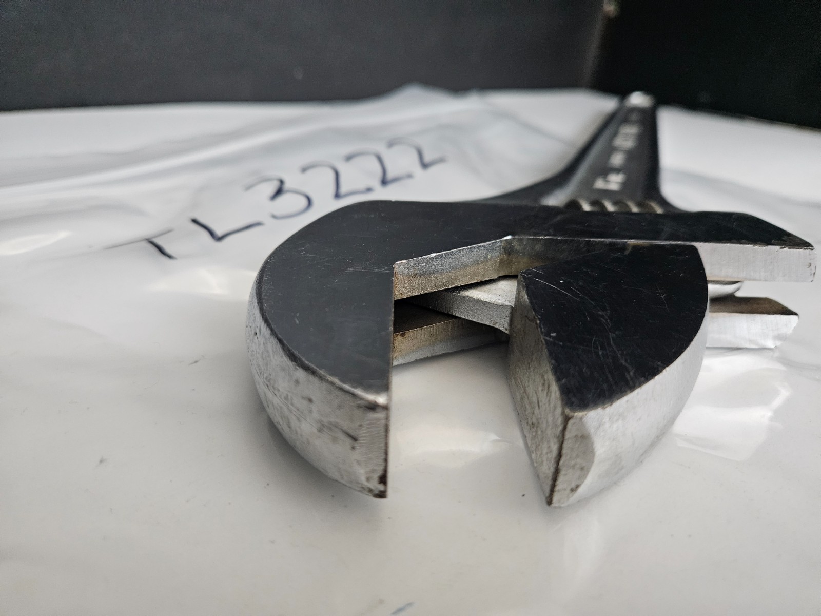 CRESENT TOOL CO. 18 ADJUSTABLE WRENCH JAMESTOWN N.Y. USA (TL3222)
