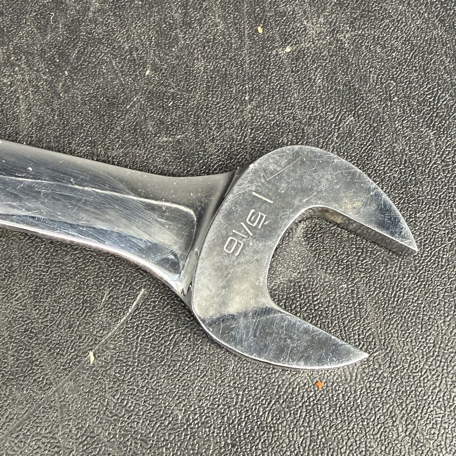 Snap On Tools VO4042 1-1/4″ x 1-5/16″ SAE Open End Wrench Chrome USA