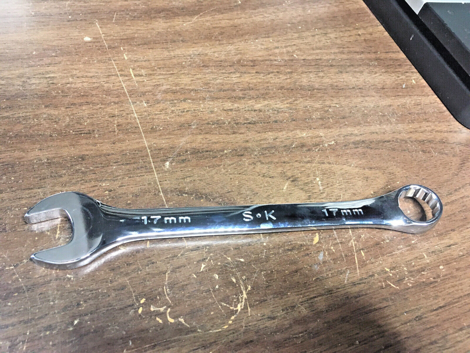 SK Hand Tools 88317 17mm 12pt Metric Combination Wrench Looks New