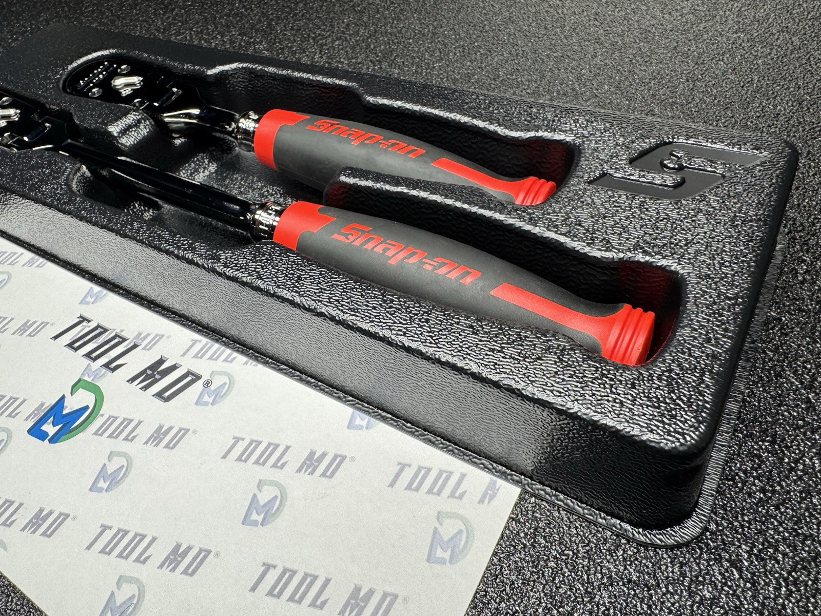 Snap-on Tools USA NEW RED 2-Piece 3/8” Drive SOFT GRIP Ratchet Set RAT2FHFR