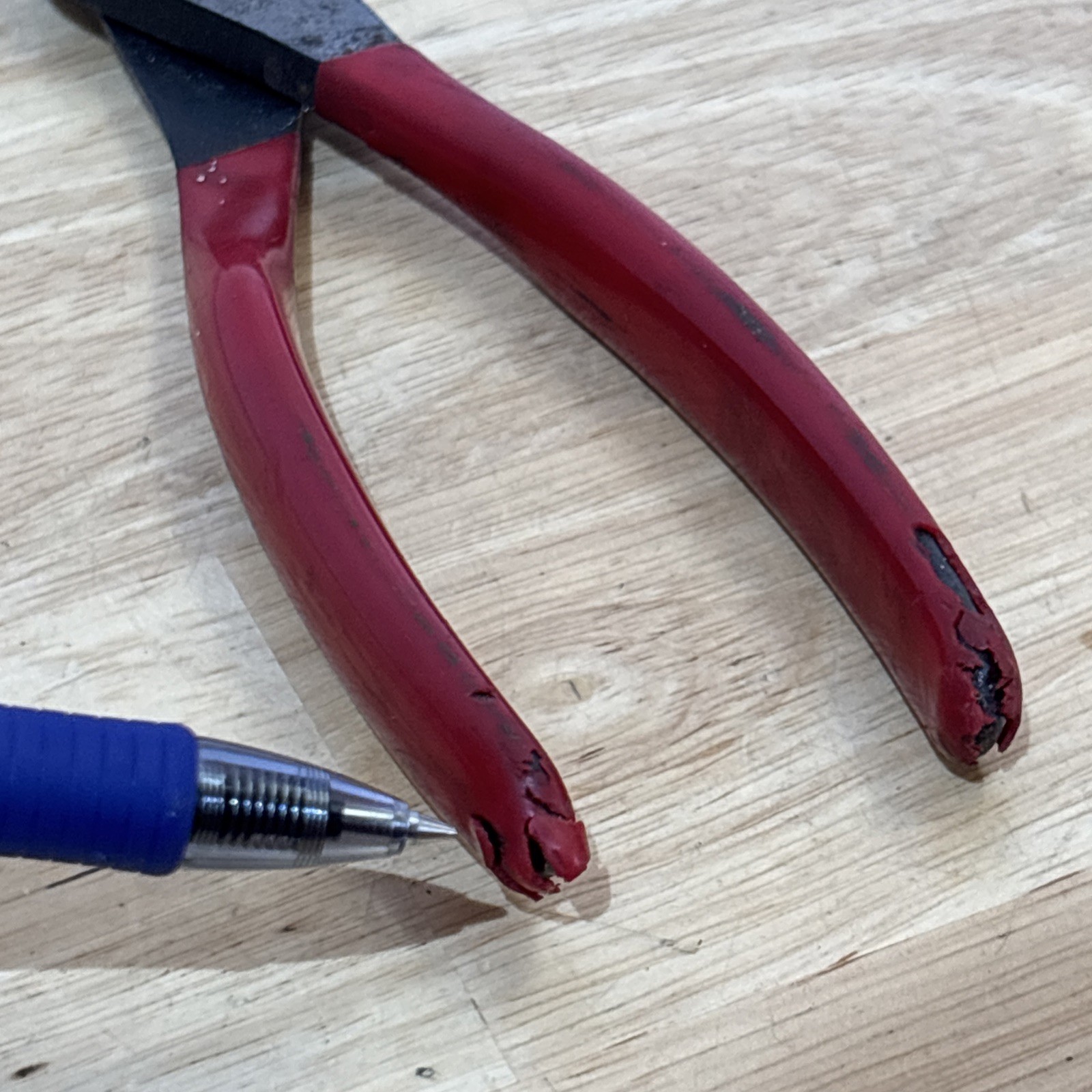 Dayton 7″ Diagonal Cutters Pliers Red Handle 5×634 Vtg USA