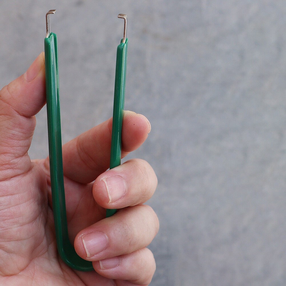 Quick and Easy Car Fuse Extraction 2Pcs Practical Fuse Pullers Included