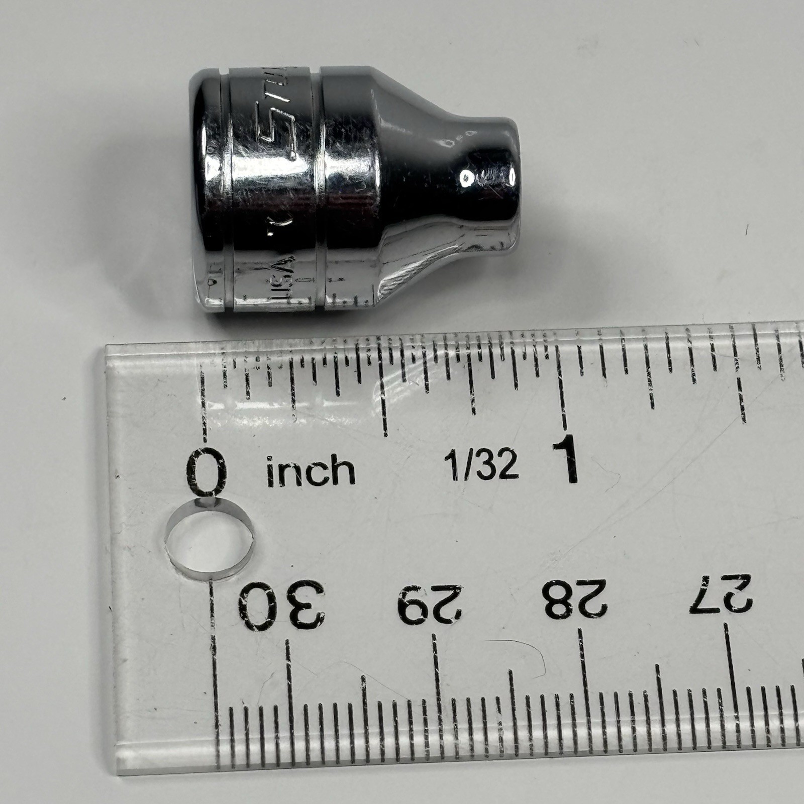 Snap On Tools FS081 3/8 Dr 6Pt SAE 1/4 Flank Dr Shallow Socket USA 1997