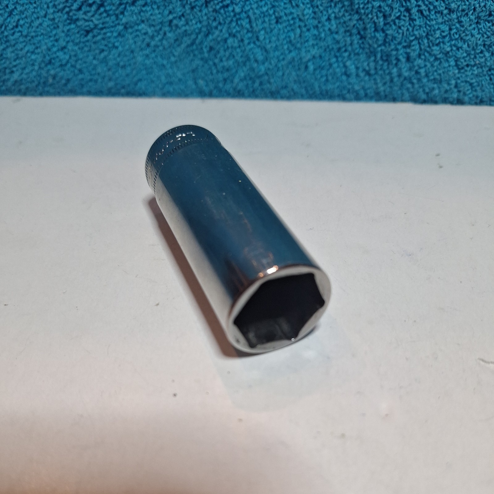 NEW – SNAP-ON TOOLS 3/8″ DRIVE 6PT 19MM METRIC DEEP SOCKET MODEL: SFSM19 USA